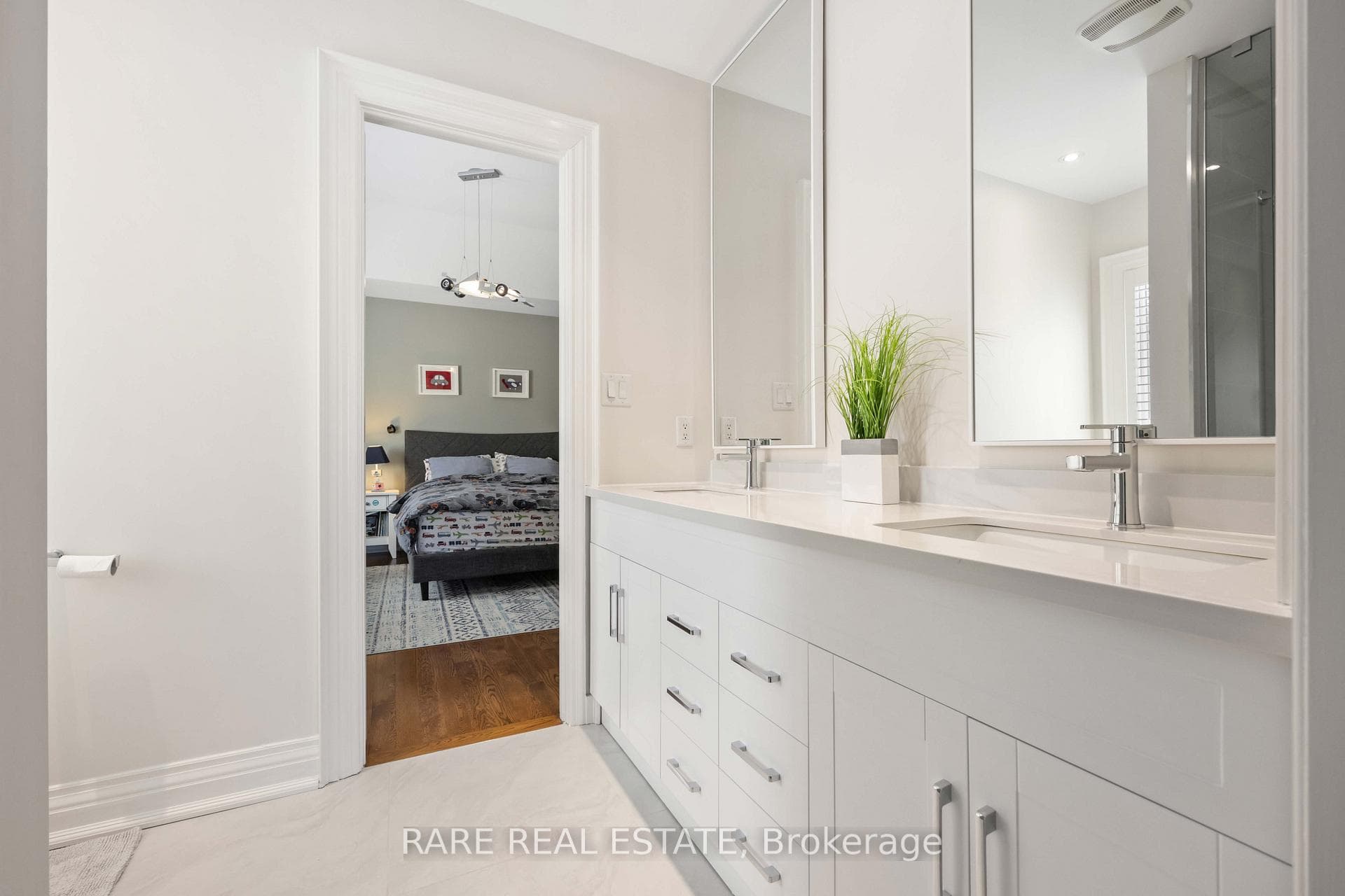 123 Dunblaine Avenue photo 17