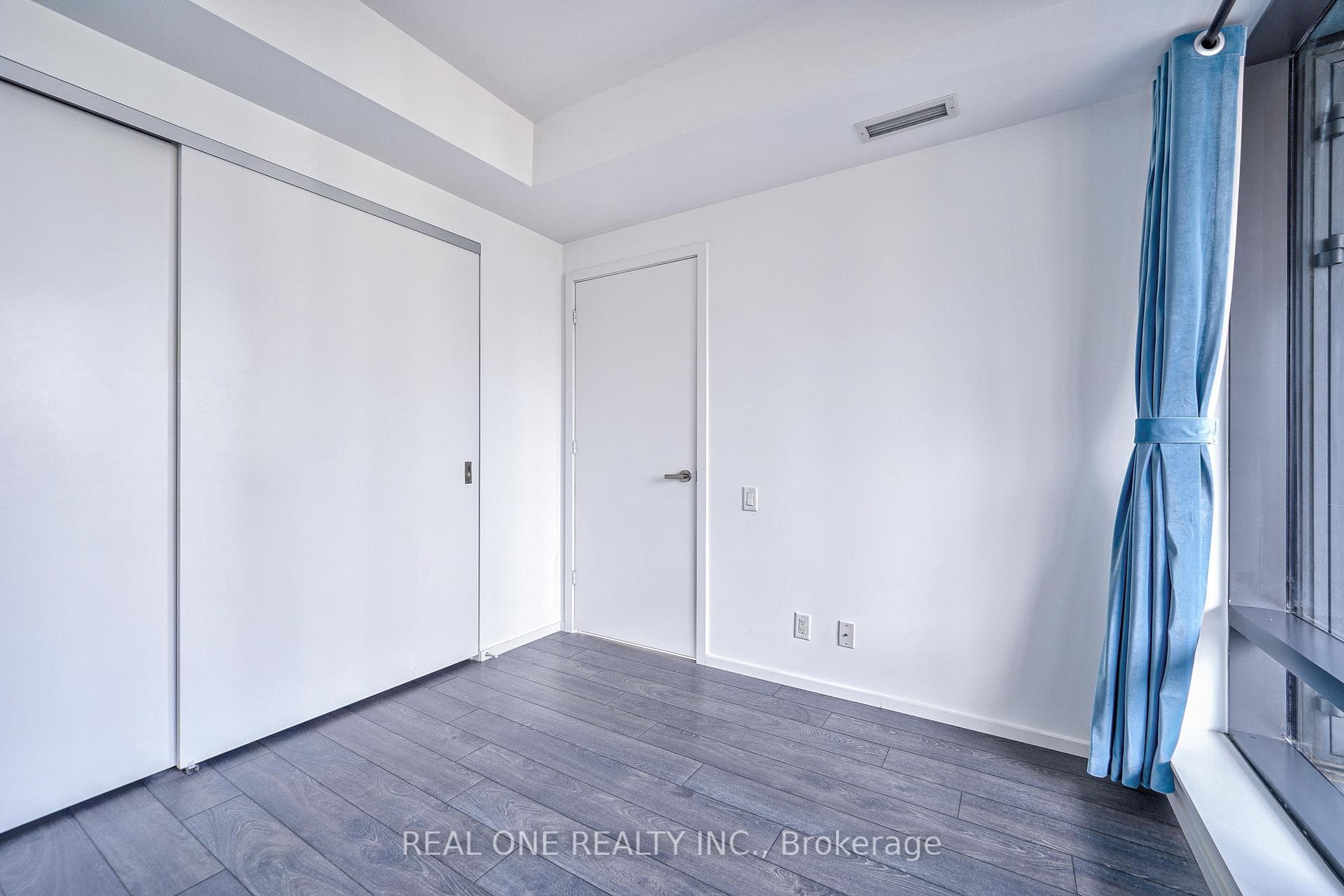 5 St Joseph Street Unit 2008 photo 16