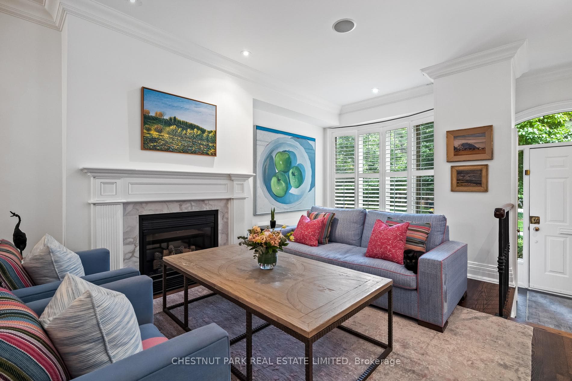 90 Pleasant Boulevard photo 7