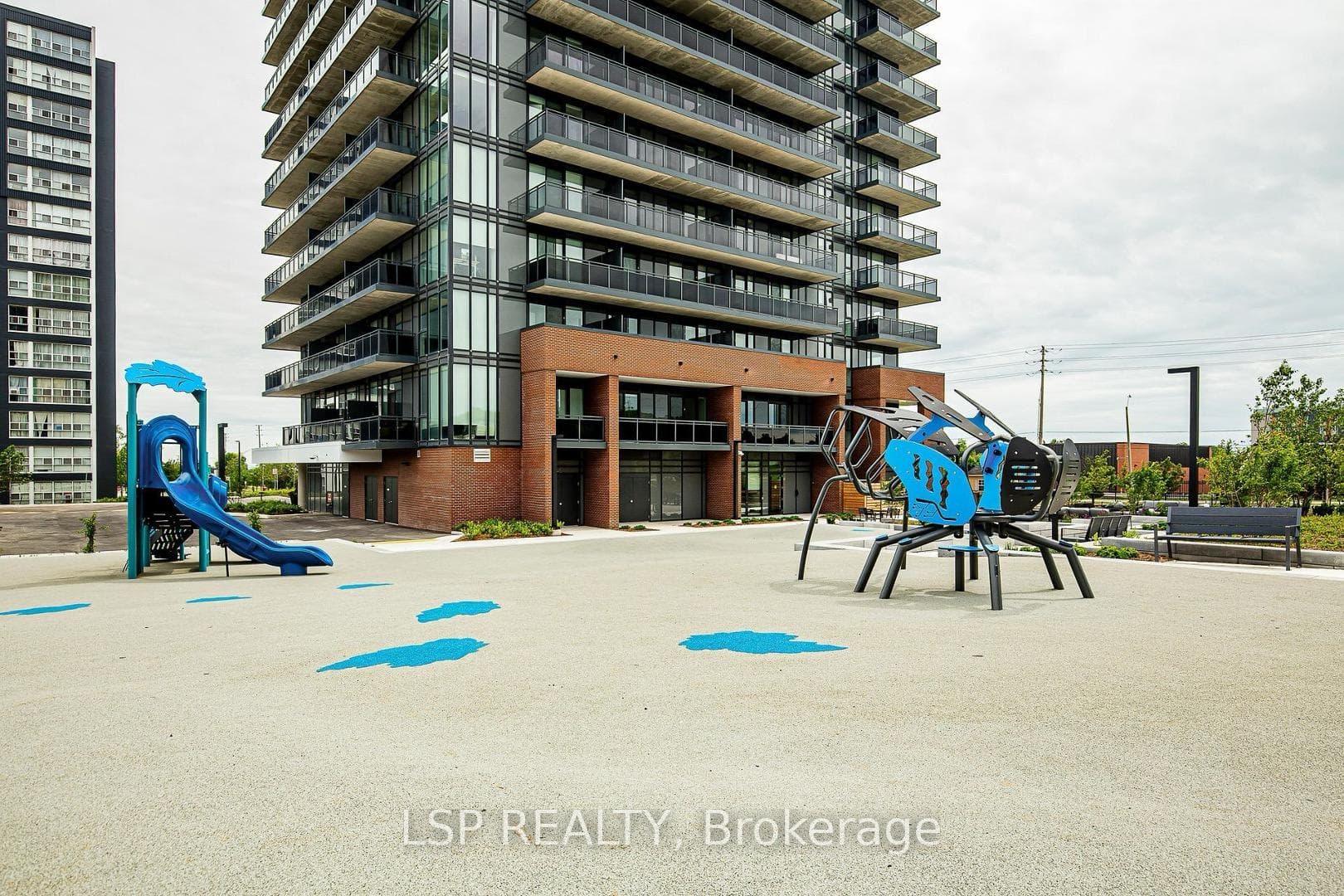 2215 Sheridan Park Drive Unit 403 photo 11