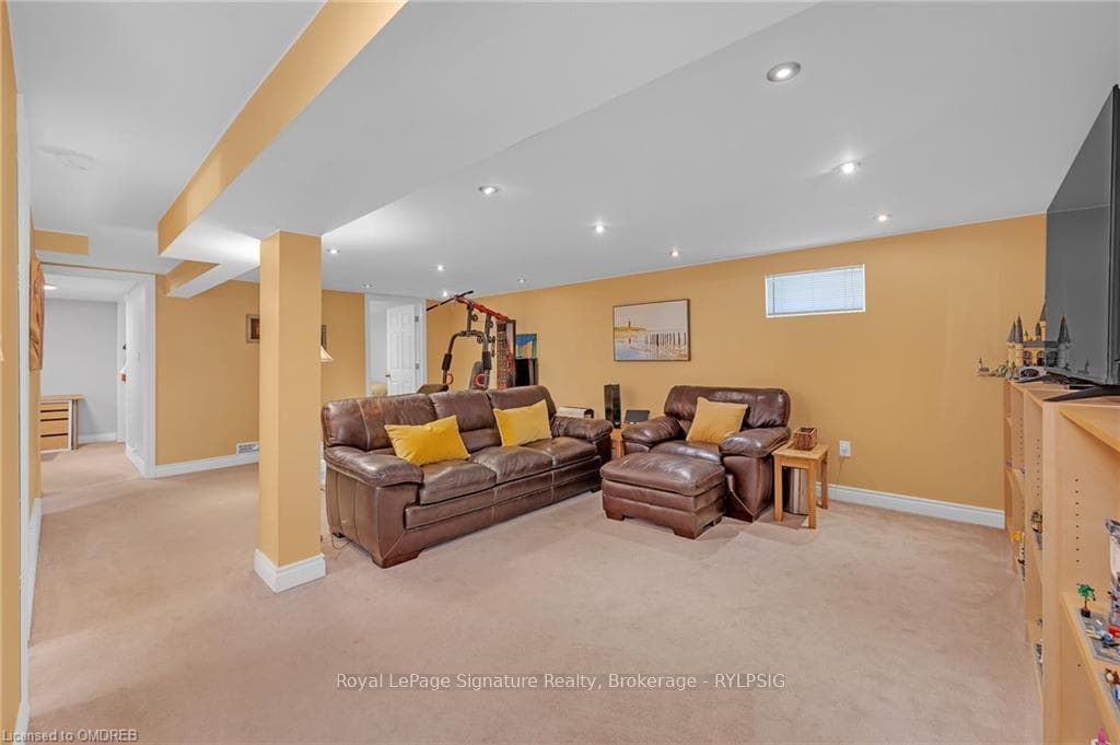 36 BEAUCOURT Road photo 24