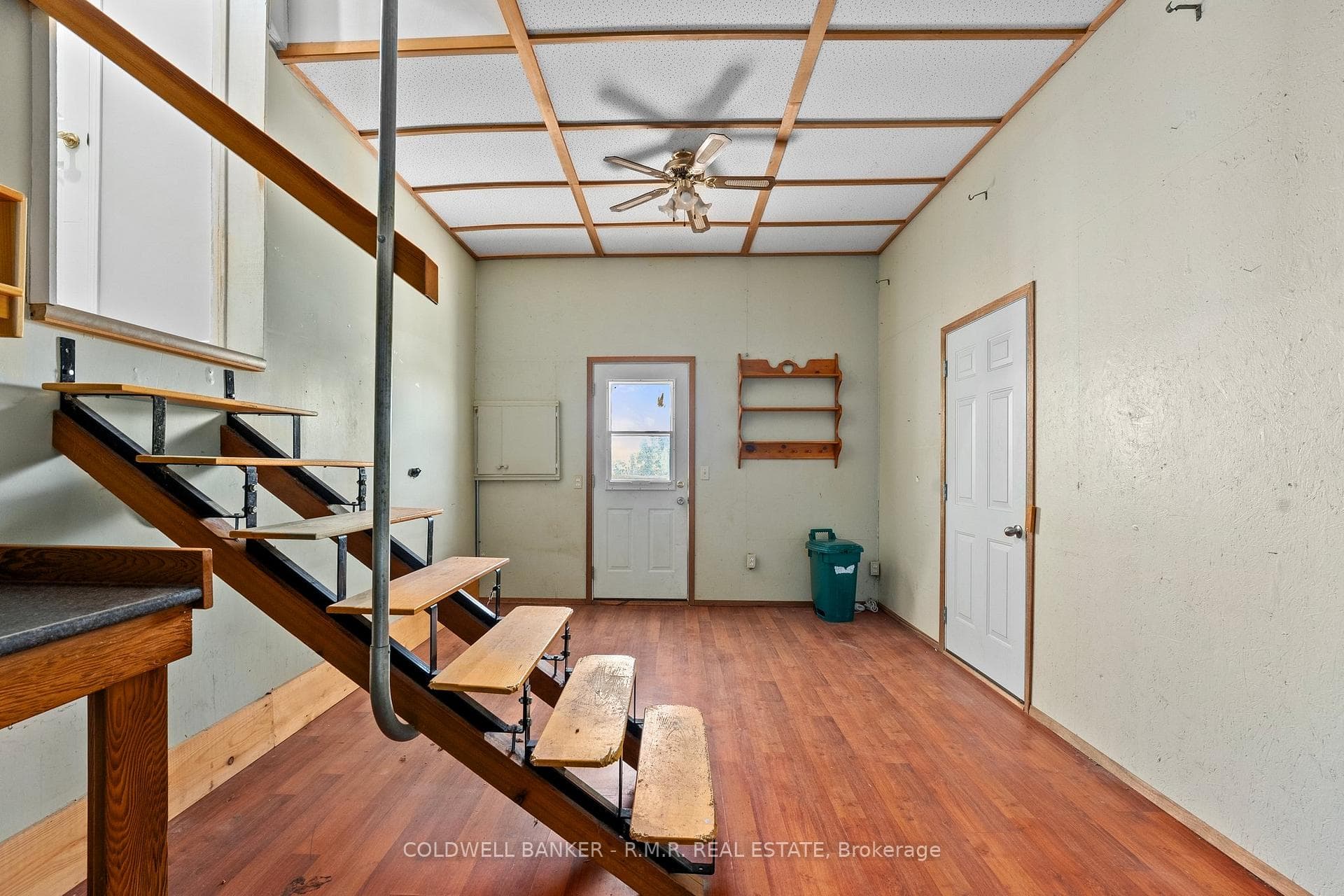 122 Freeland Avenue photo 20