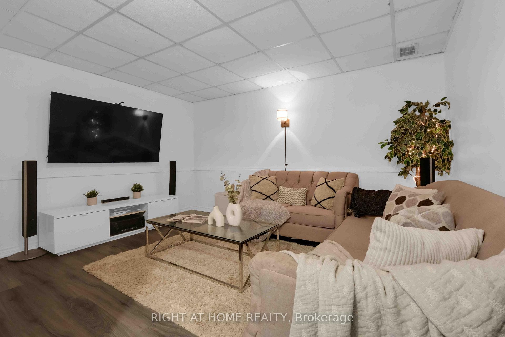 1055 Central Park Boulevard Unit #4 photo 16