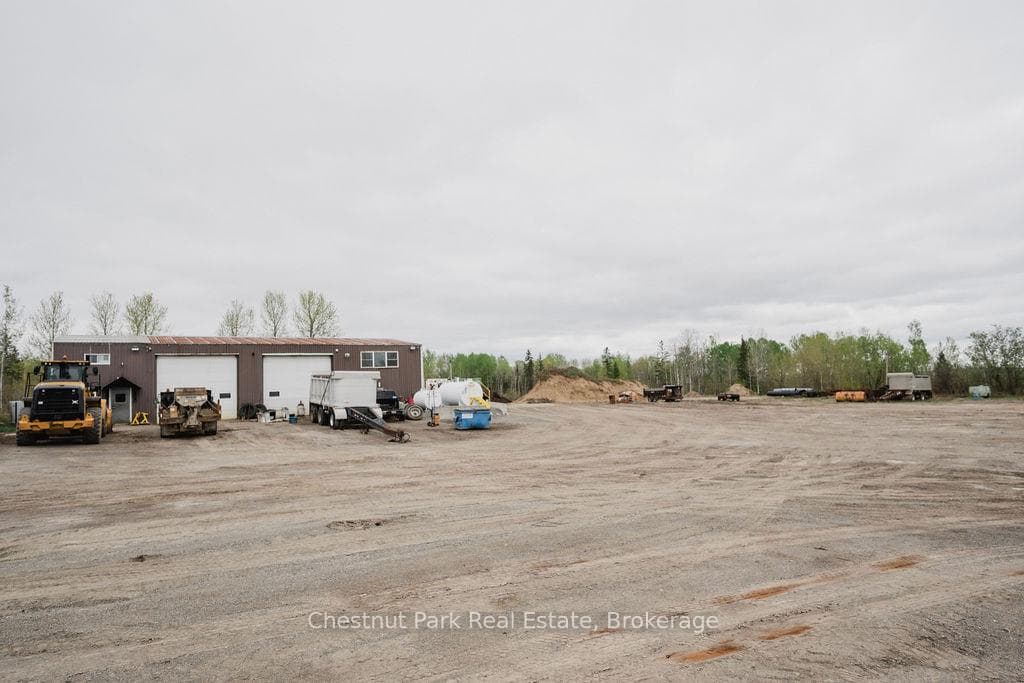 35 Niven Street photo 41