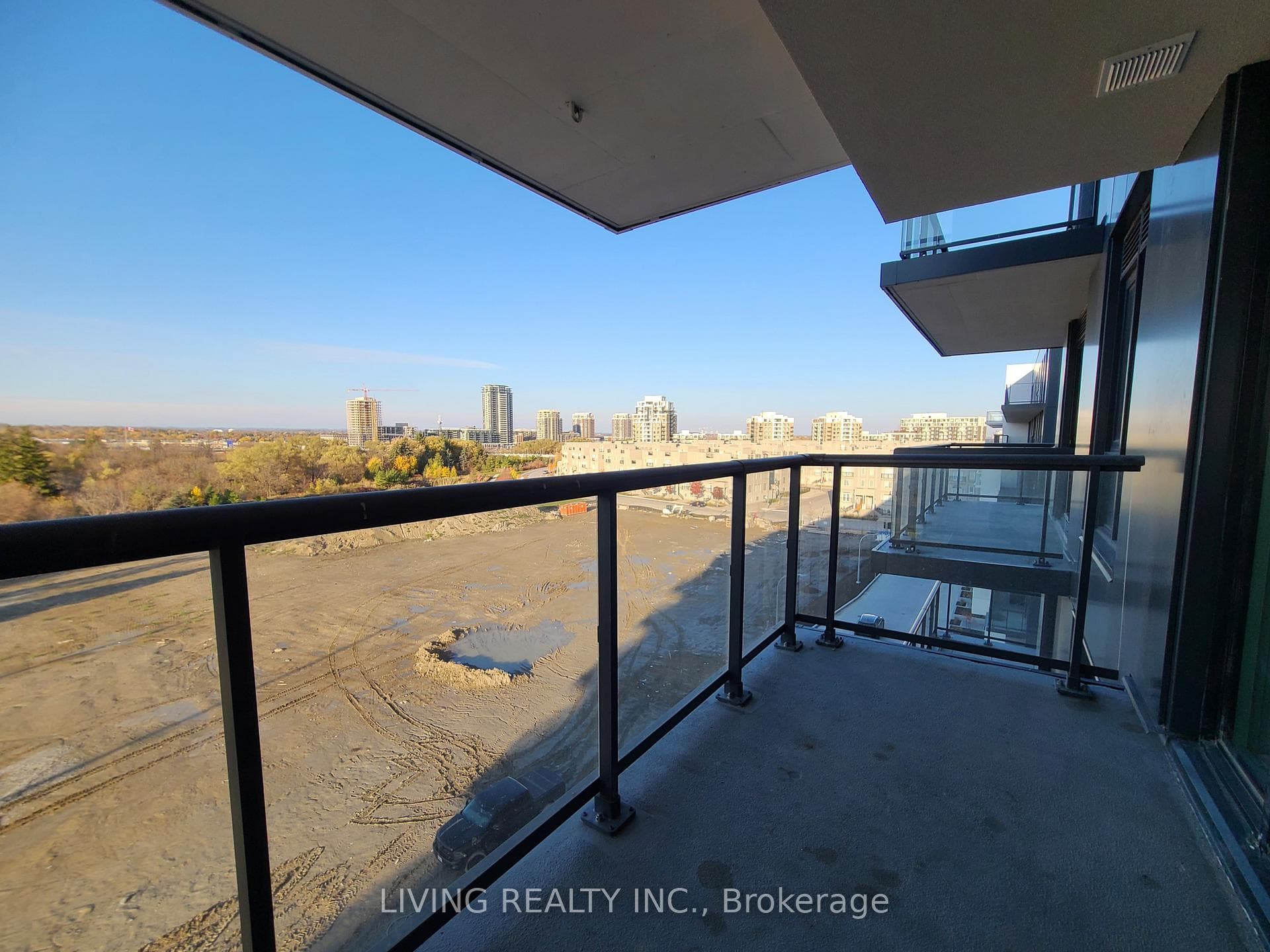 10 Rouge Valley Drive Unit 628A photo 16