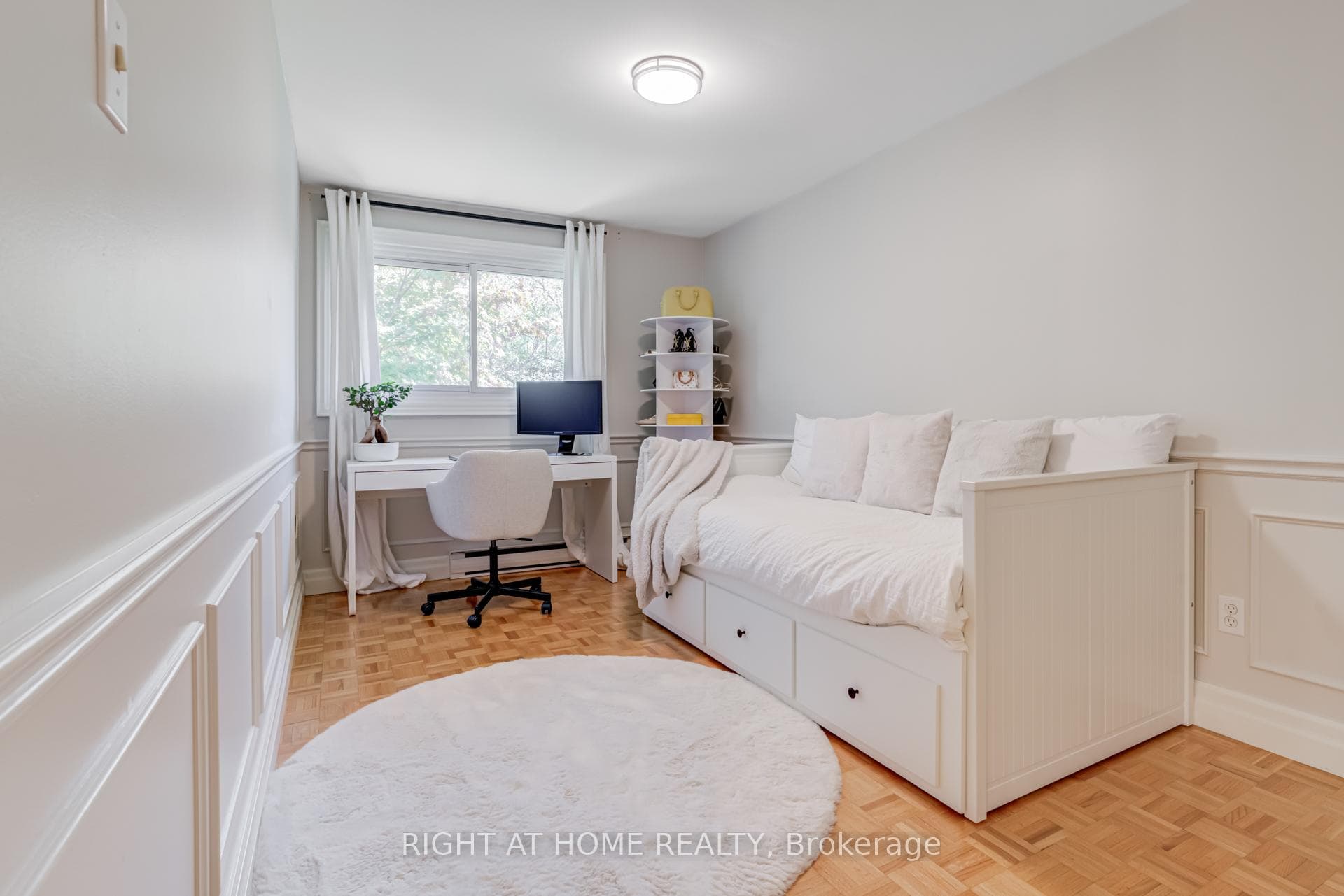 2067 Marine Drive Unit 9 photo 15