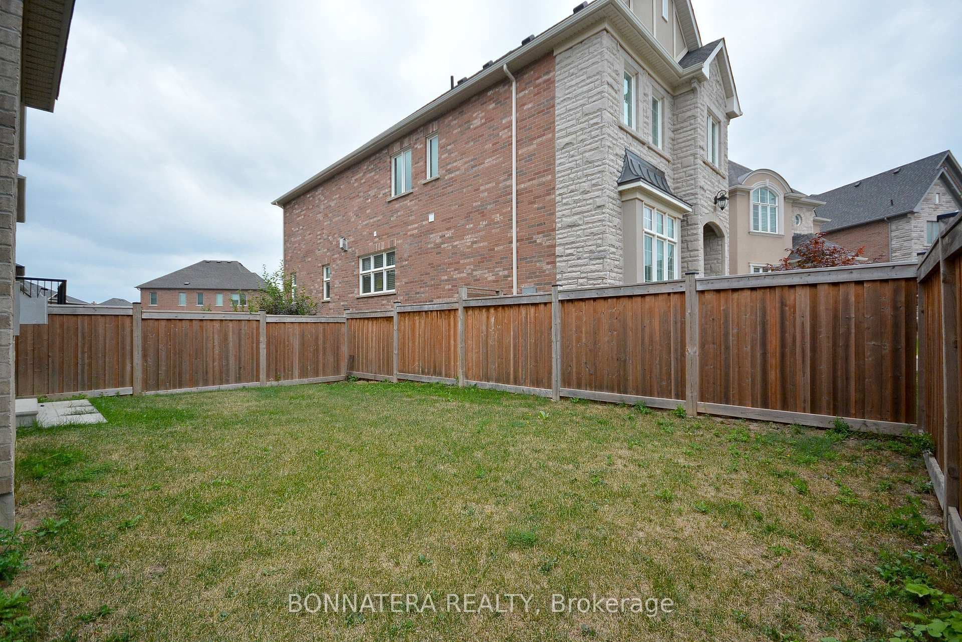 3182 Daisy Way photo 39