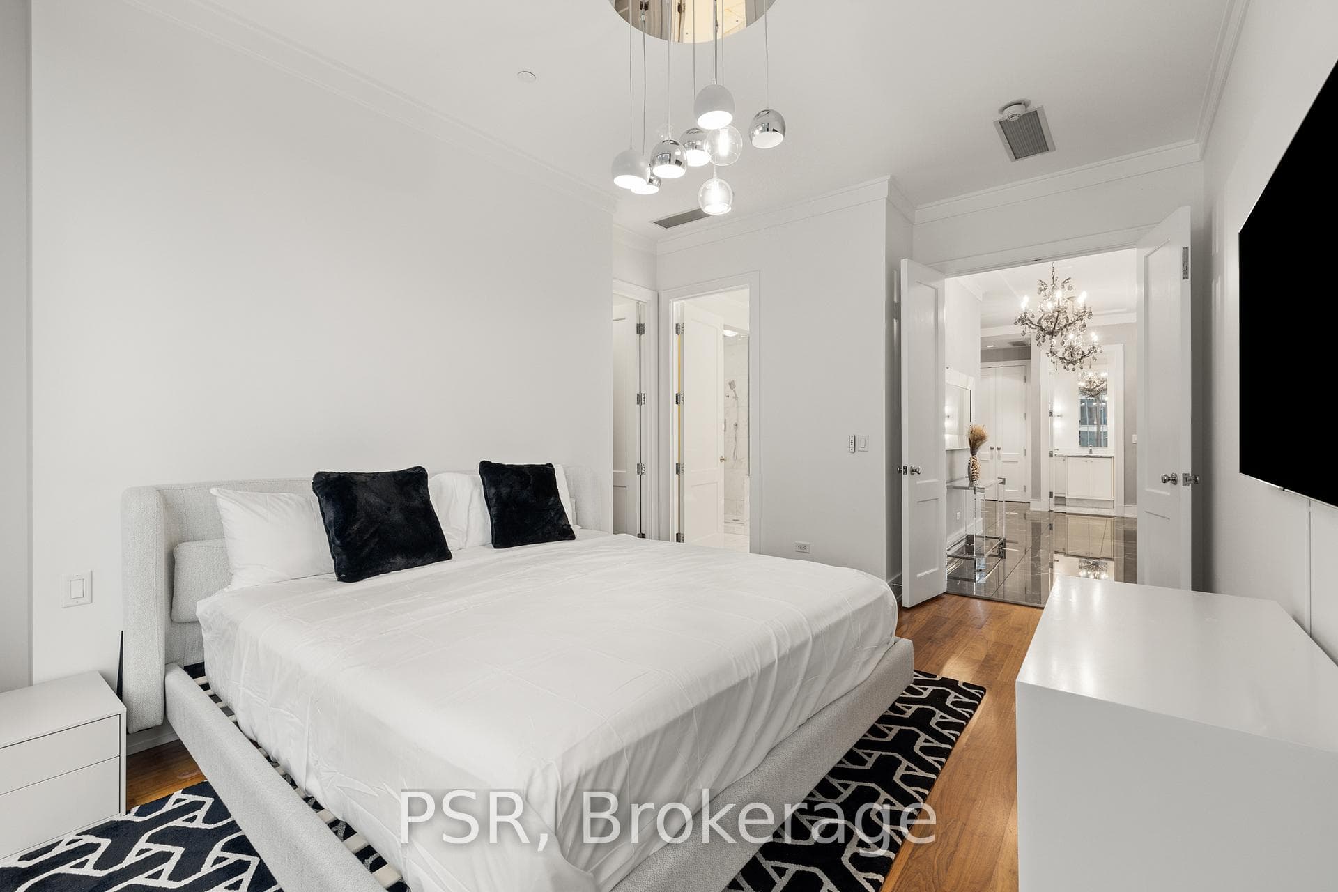 183 Wellington Street Unit 2503 photo 12