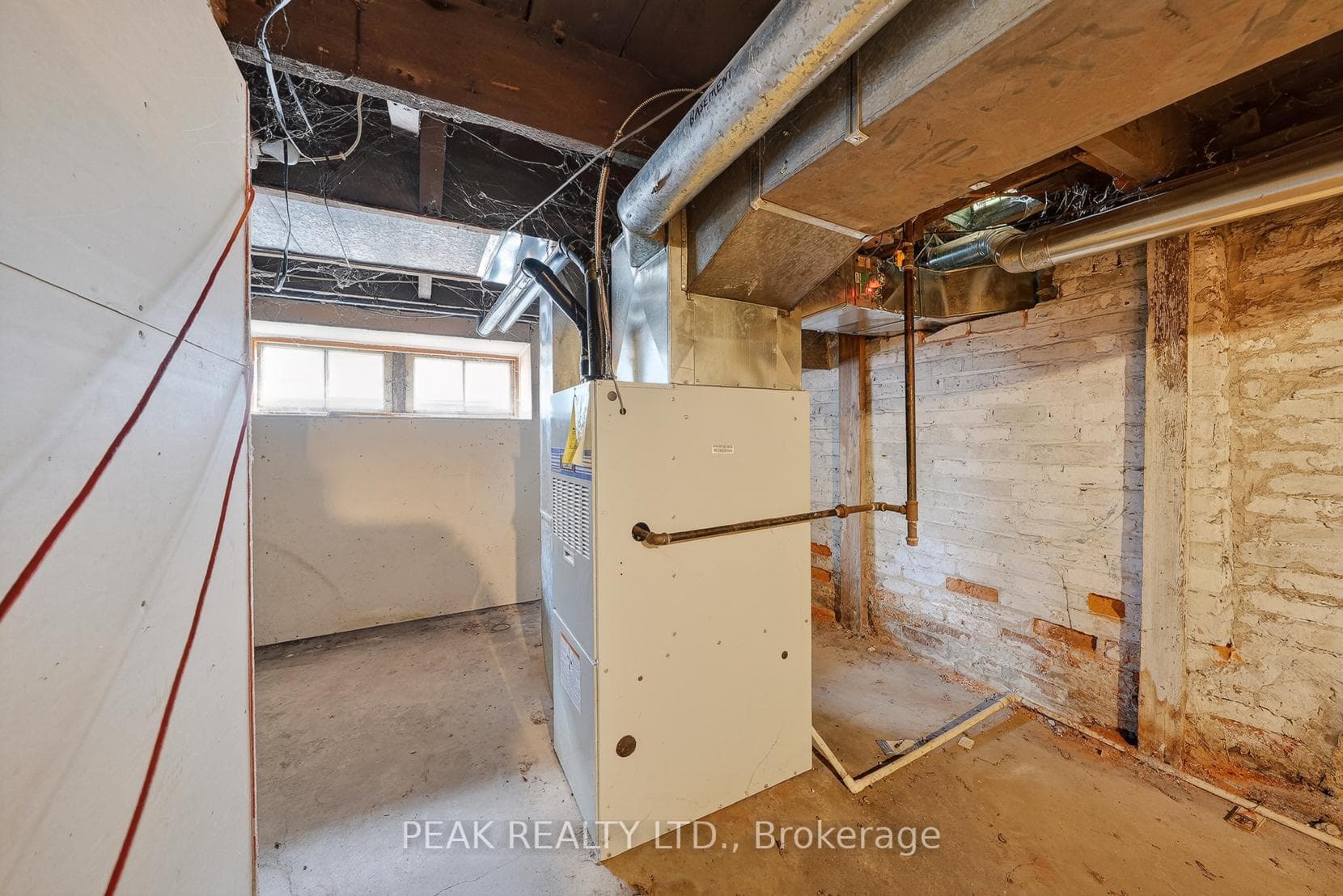 11 Byron Street photo 33