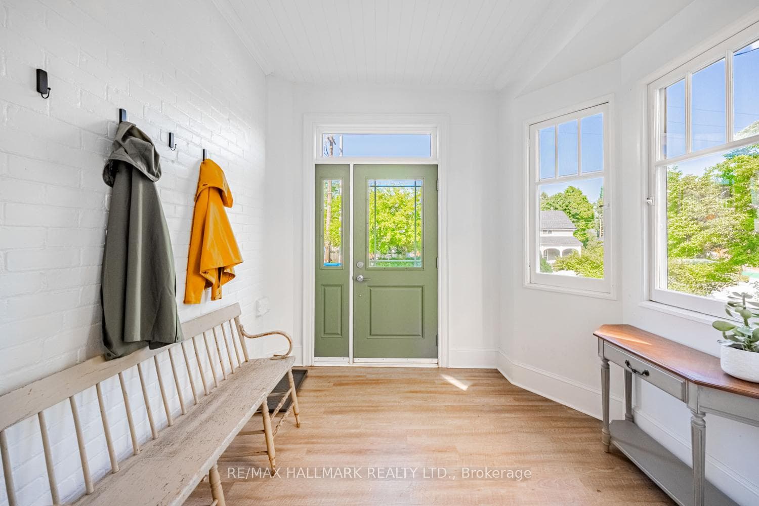 407 Aberdeen Avenue photo 4