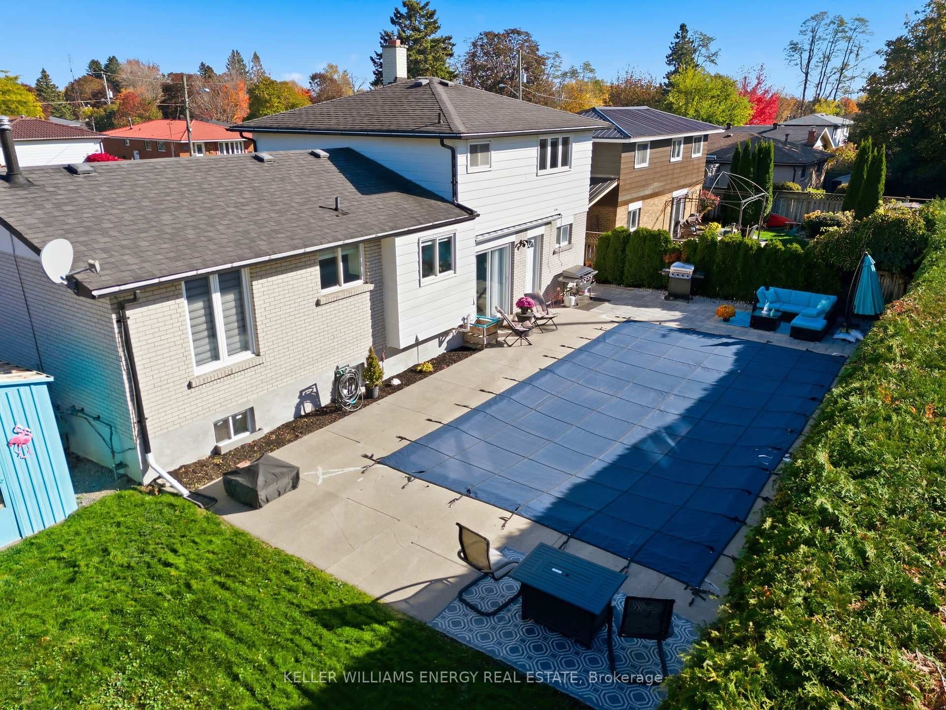961 Curtis Crescent photo 35