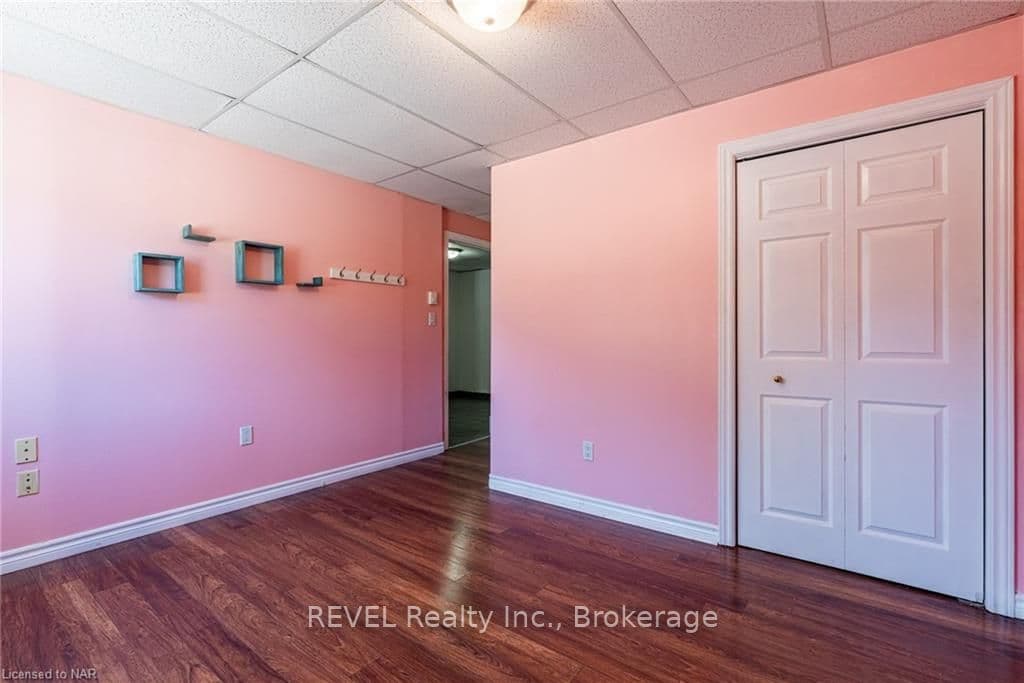 24 HERRICK Avenue Unit 1 photo 13