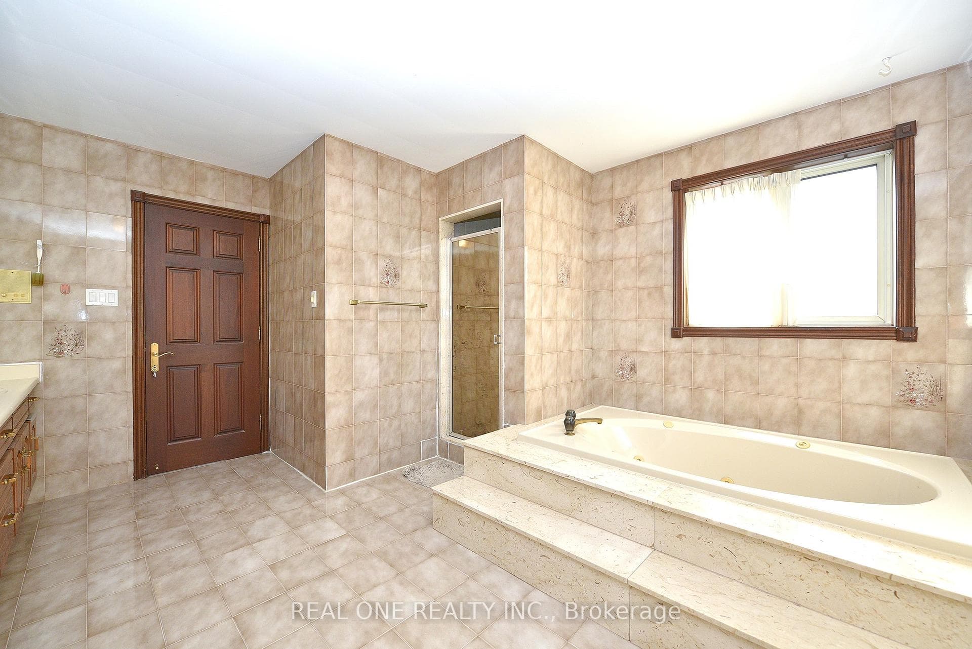 62 Lee Avenue photo 26