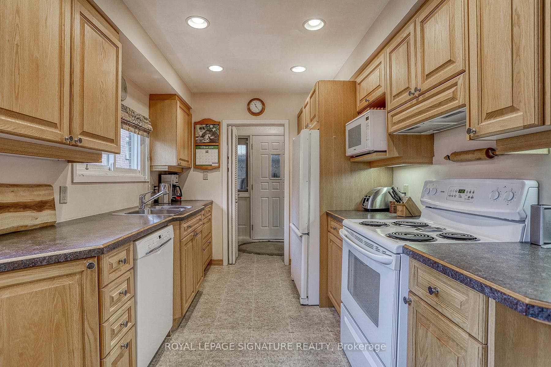 34 Agincourt Drive photo 11