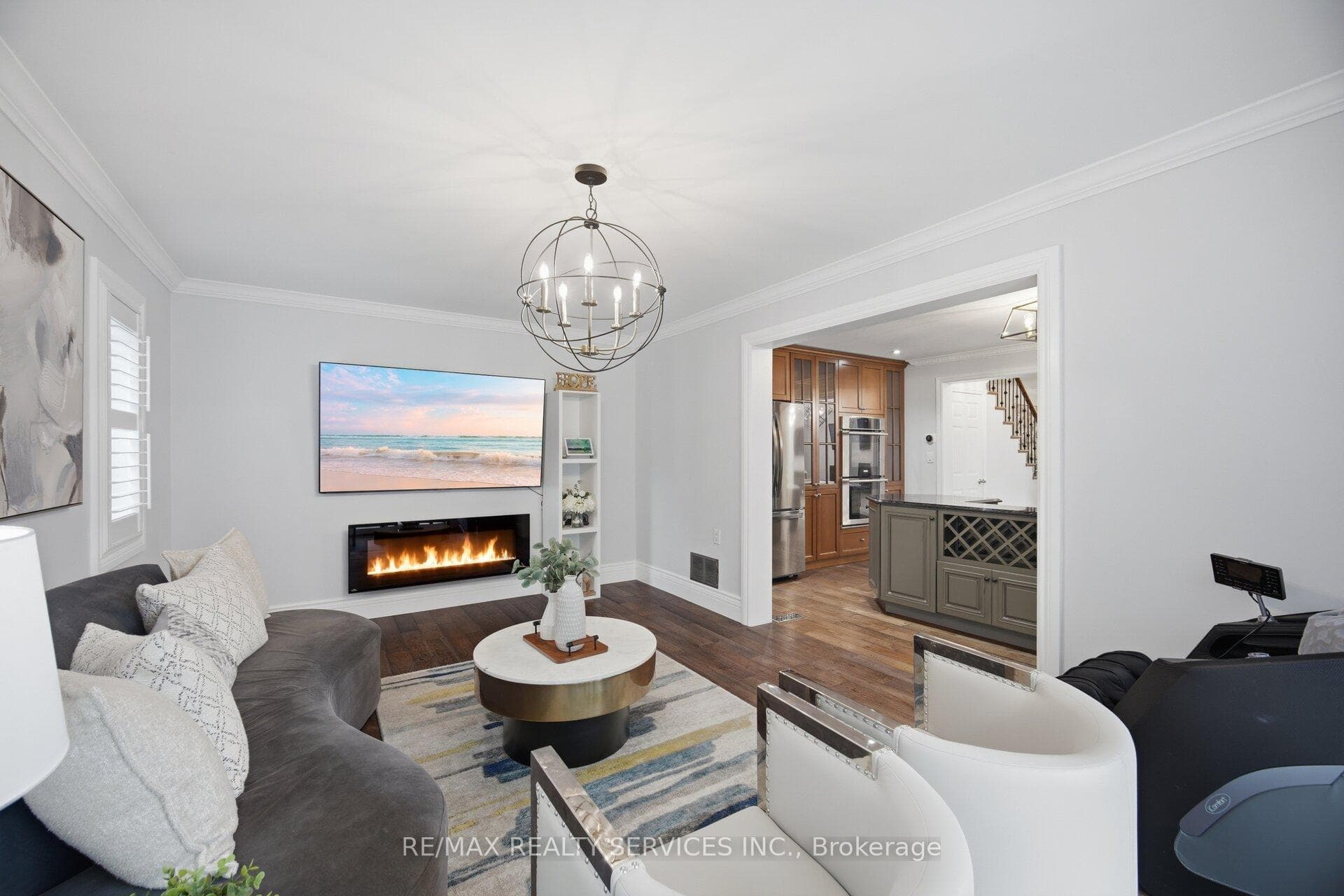 35 Glenmanor Drive photo 17