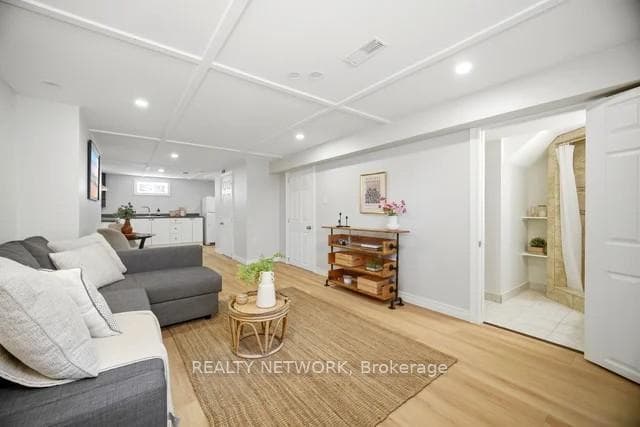 622 Upper Sherman Avenue photo 34