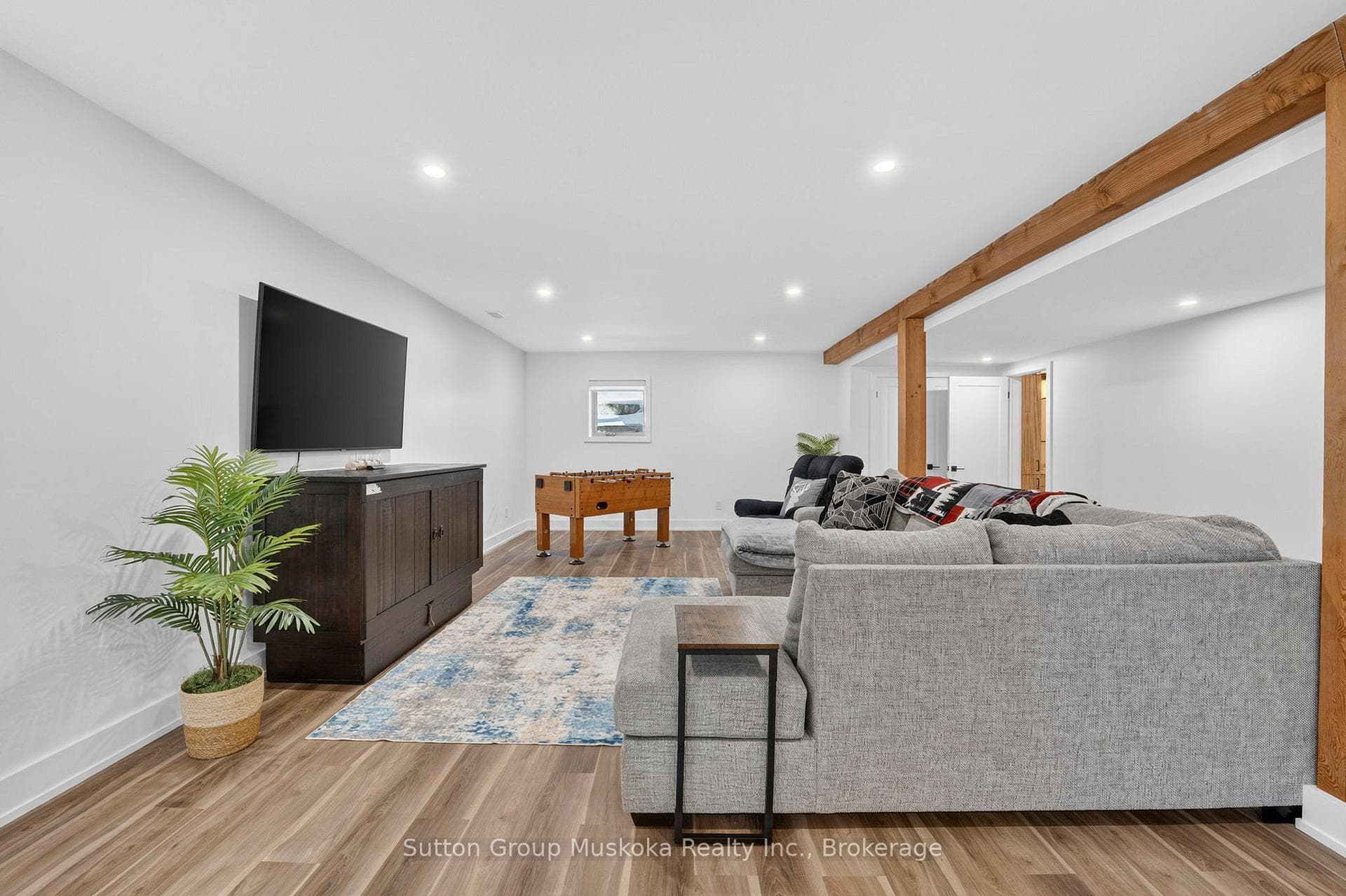 Spacious TV and Lounge