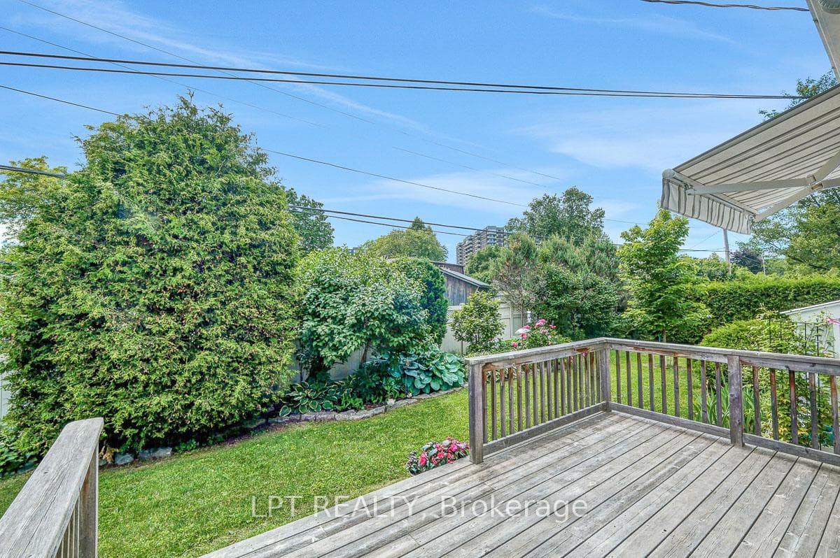 1772 Dunkirk Crescent photo 45
