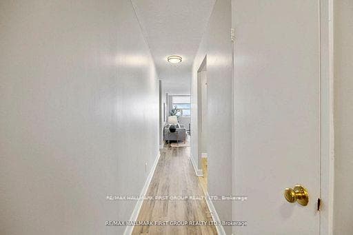 2 WESTNEY Road Unit 1109 photo 7