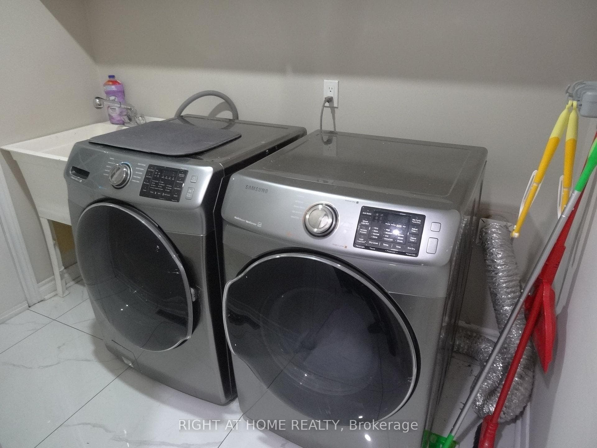 Laundry - shared with owner