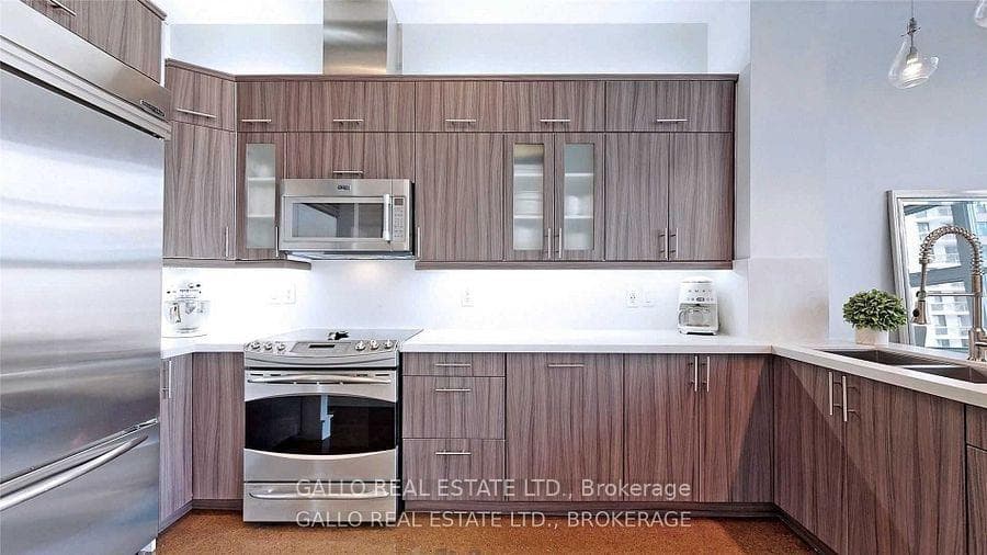 155 Dalhousie Street Unit 420 photo 3
