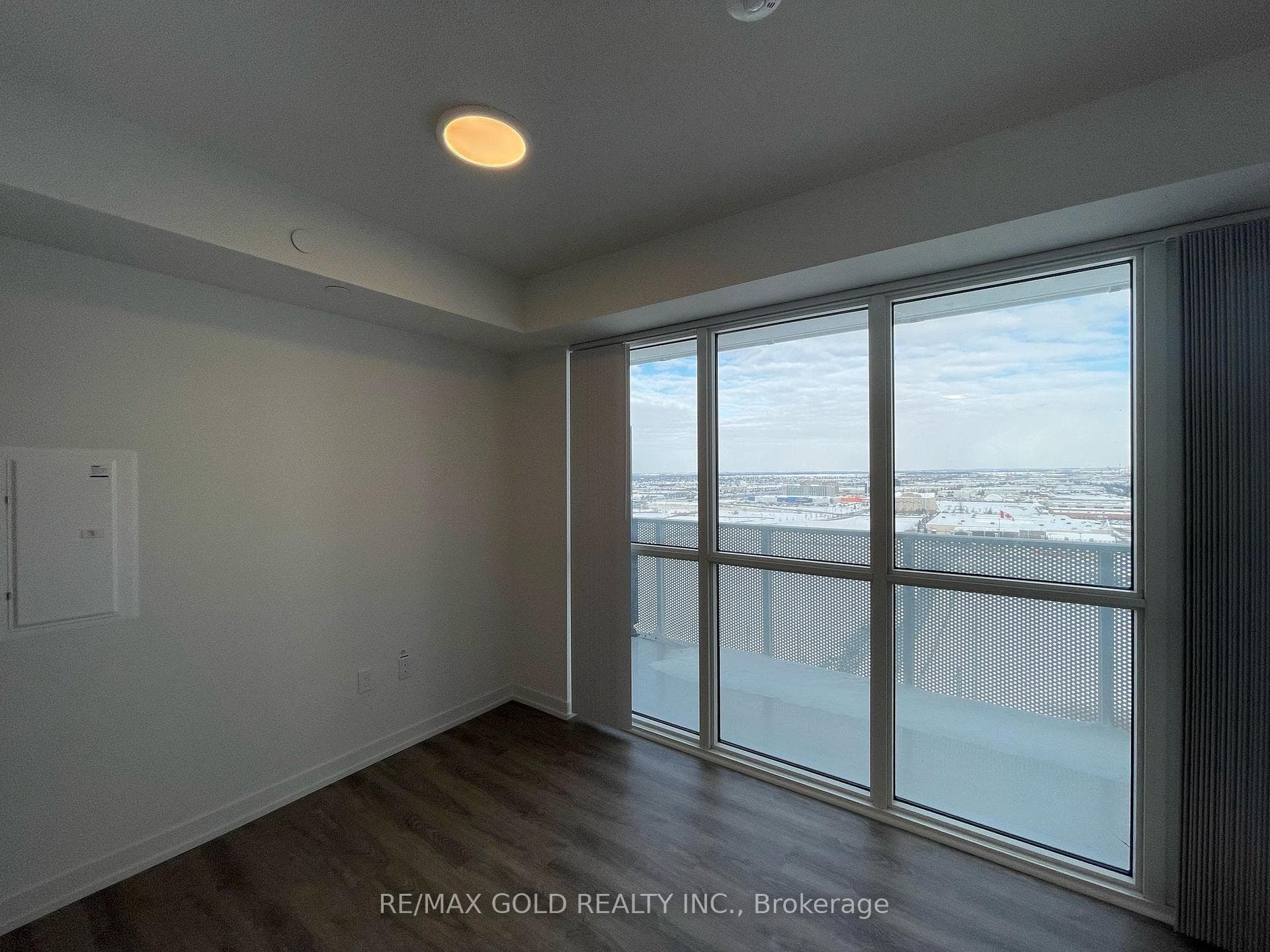 195 Commerce Street Unit 2012 photo 26