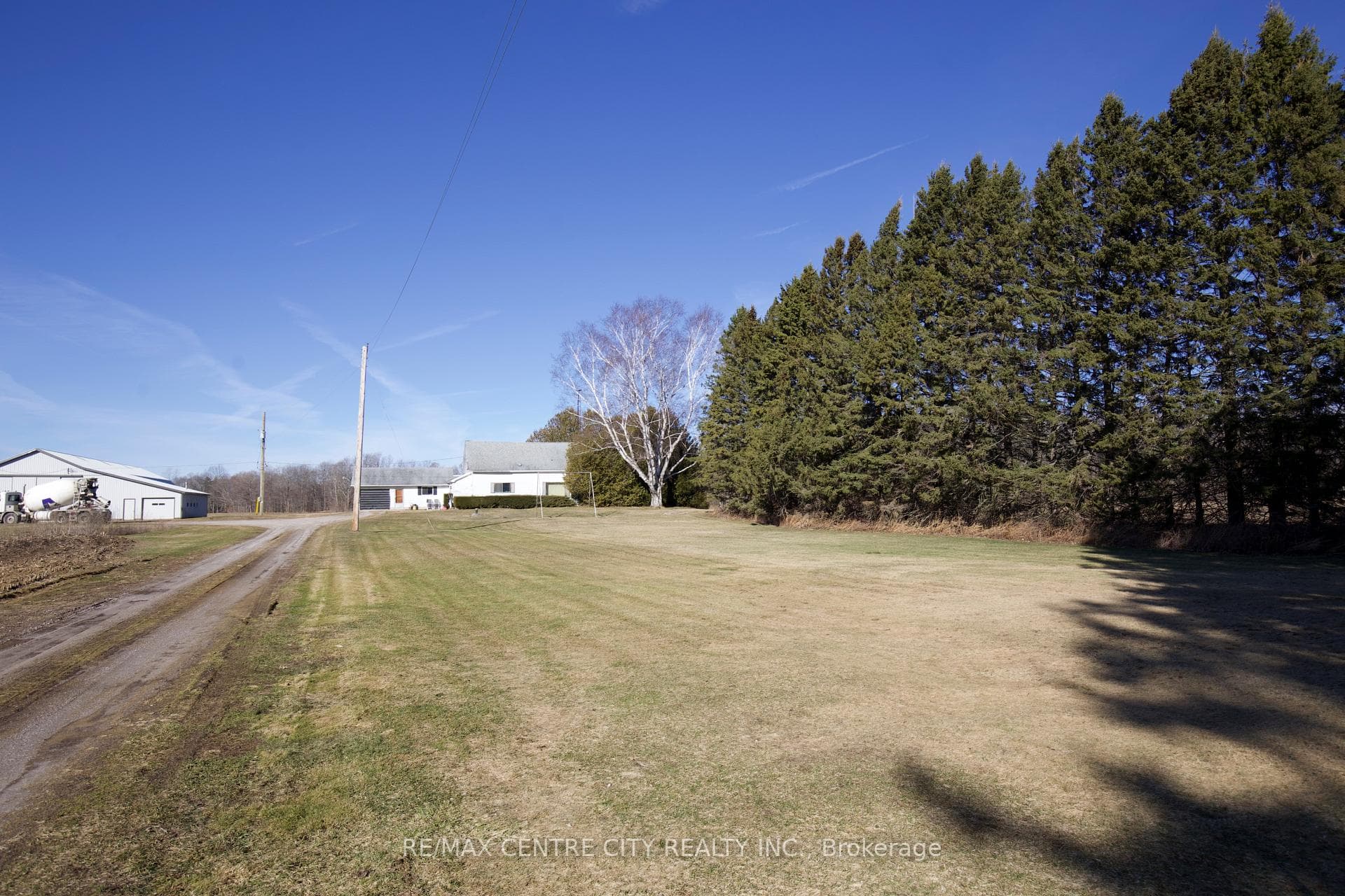7923 Coyle Road photo 8