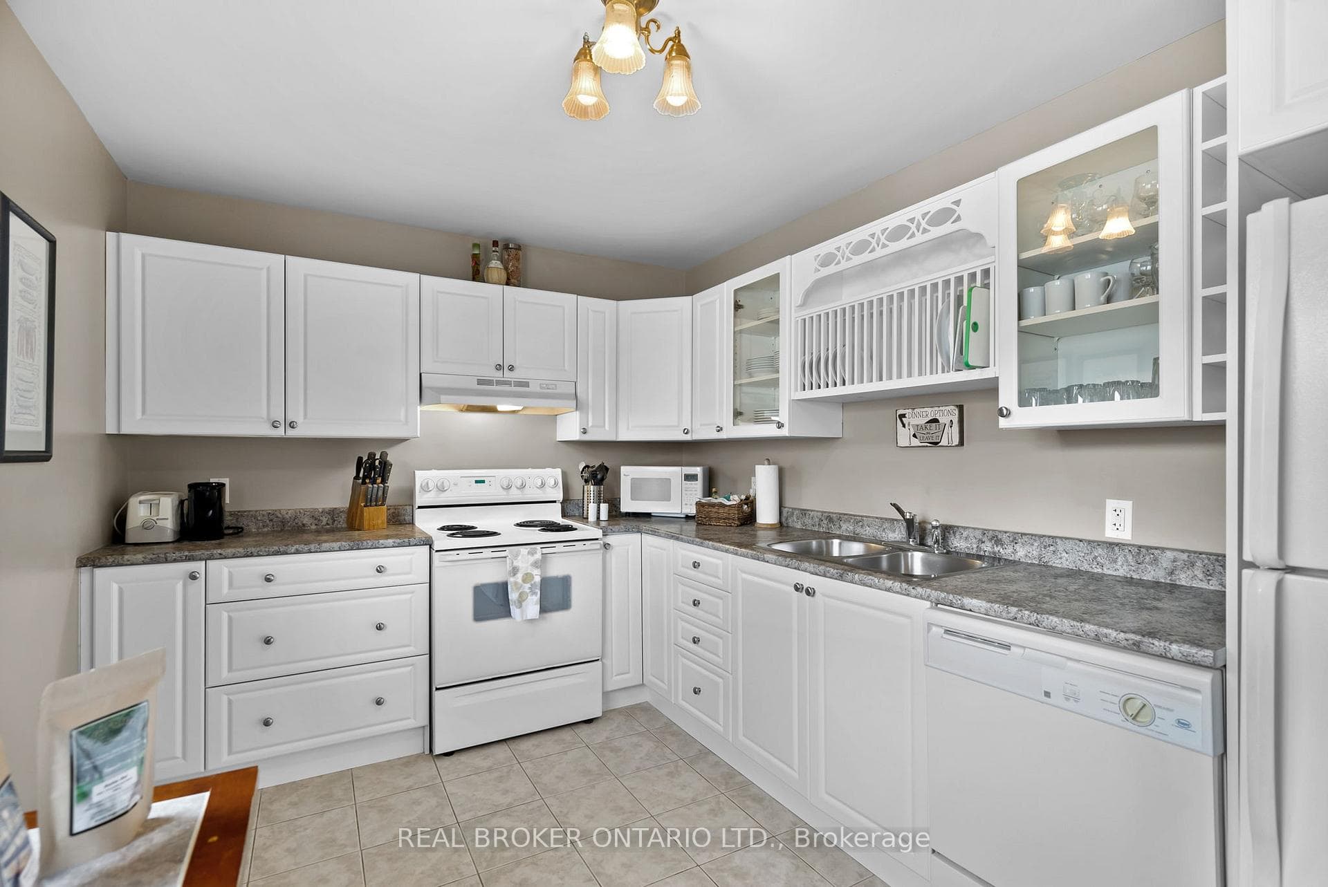 Apartment Kitchen