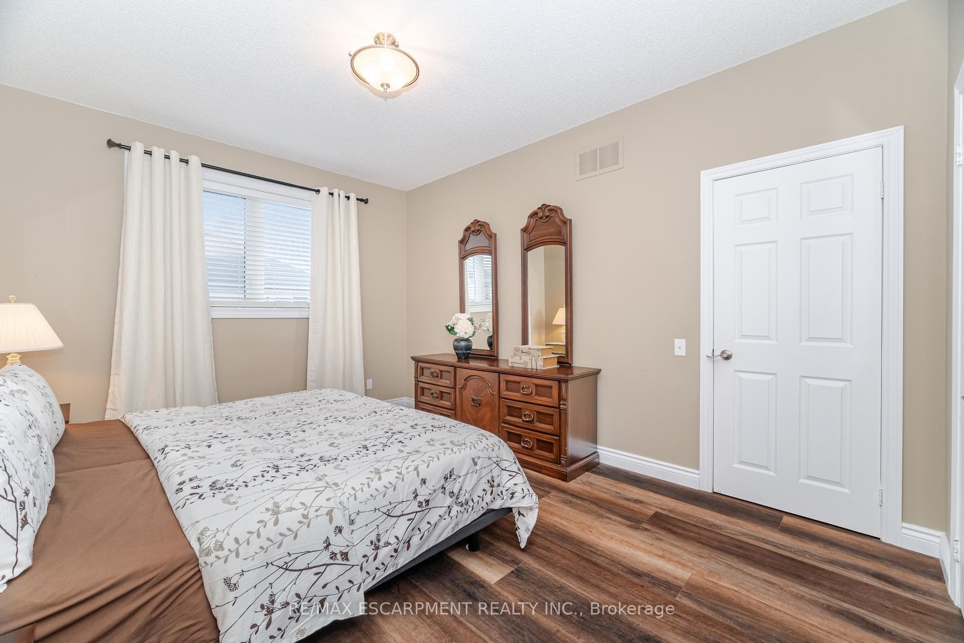 2243 Turnberry Road Unit 38 photo 20