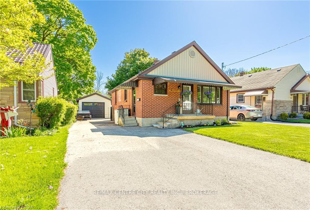 136 LINWOOD Street photo 3