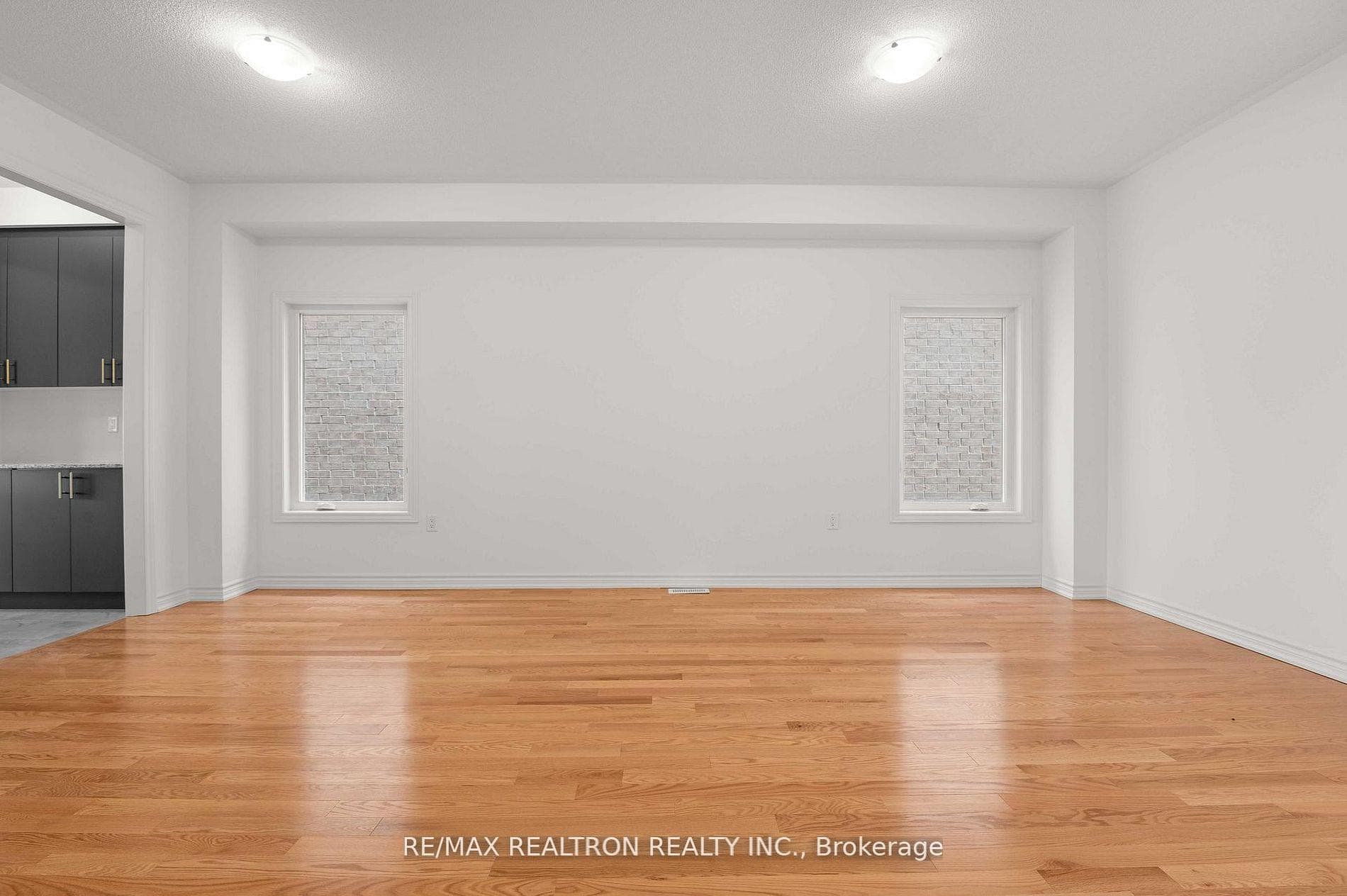 434 Vandusen Avenue photo 13