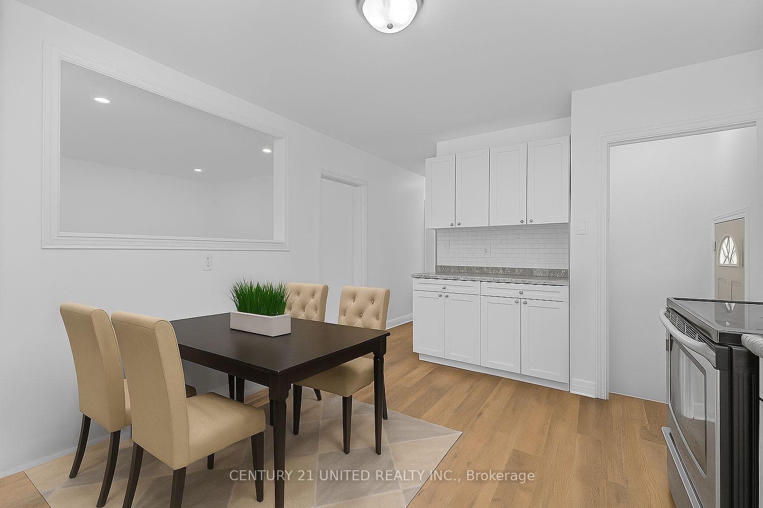 185 Dumble Avenue photo 12