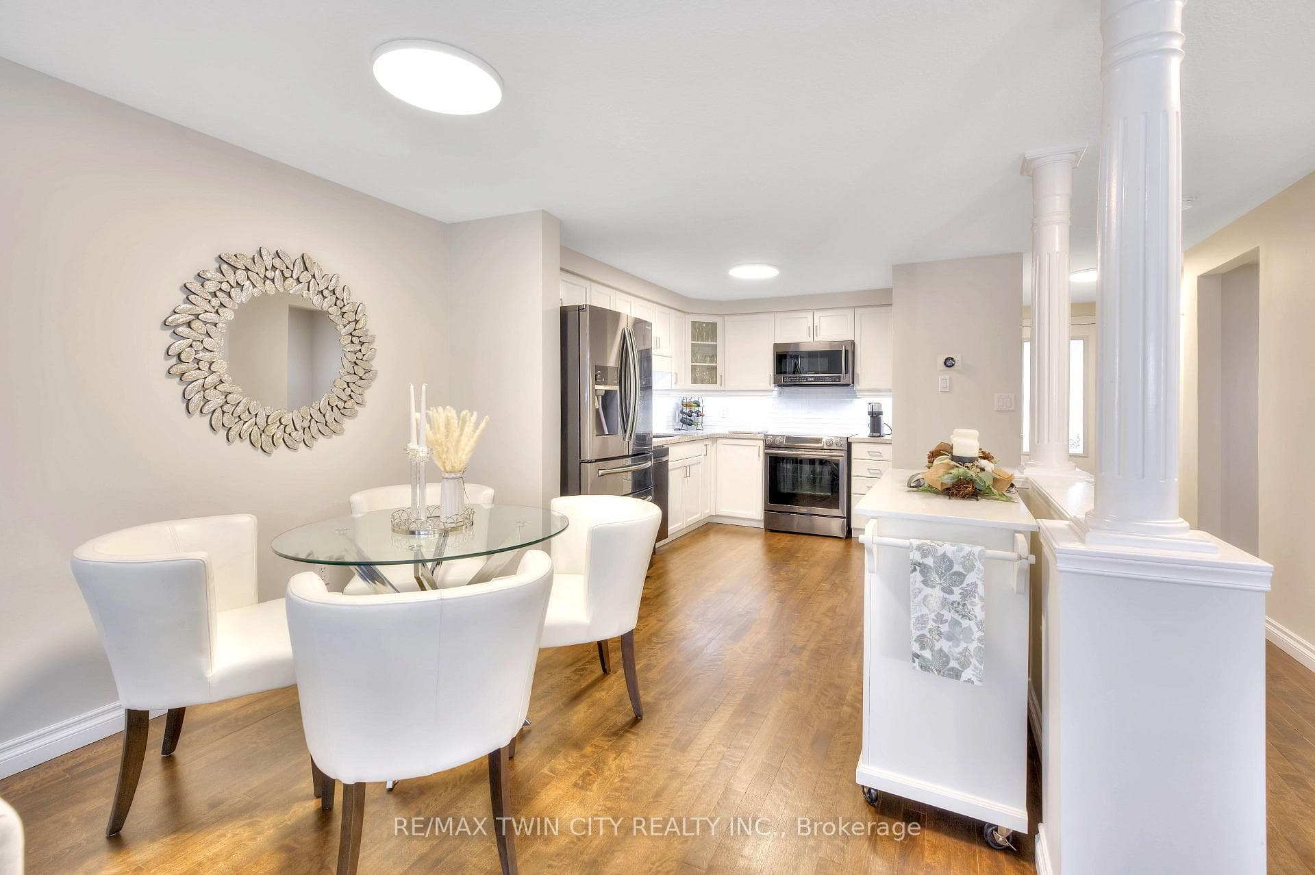 198 Snowdrop Crescent photo 6