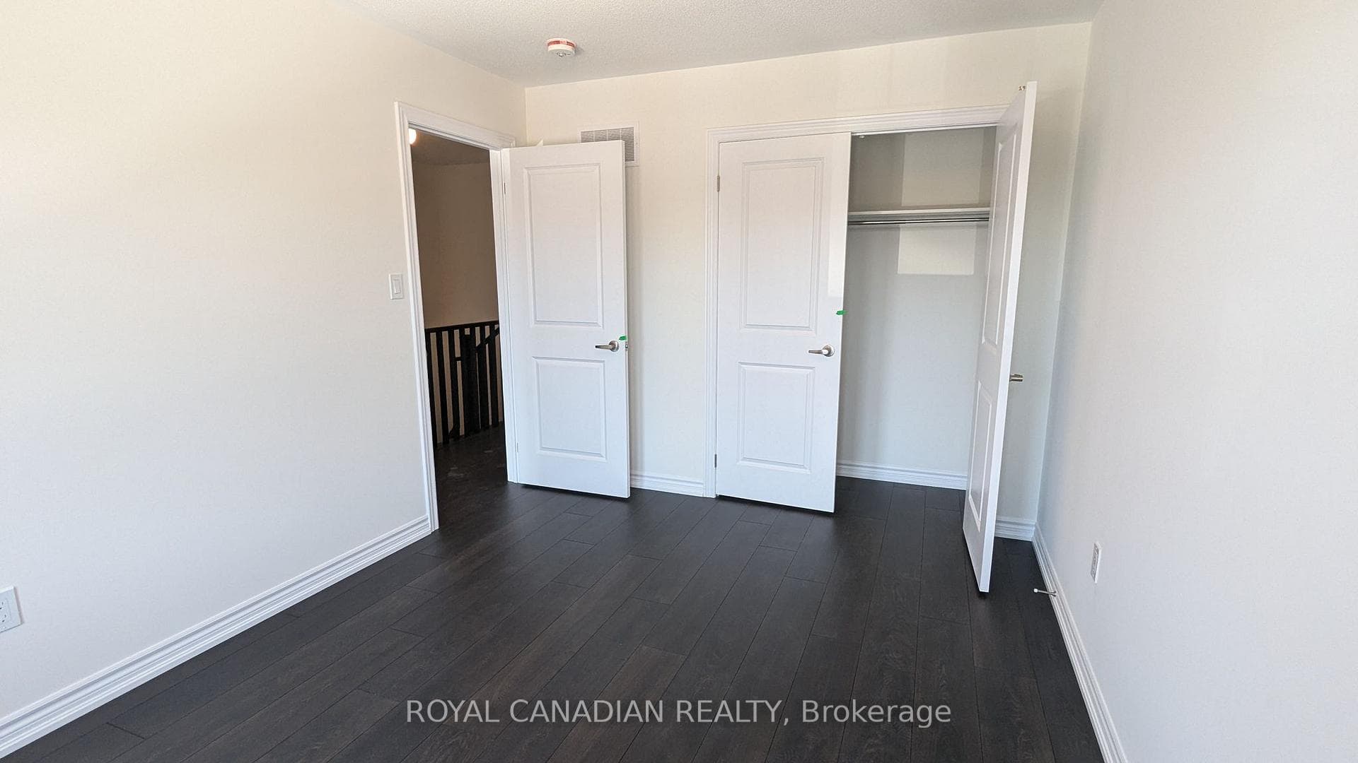 29 Tamworth Terrace photo 8