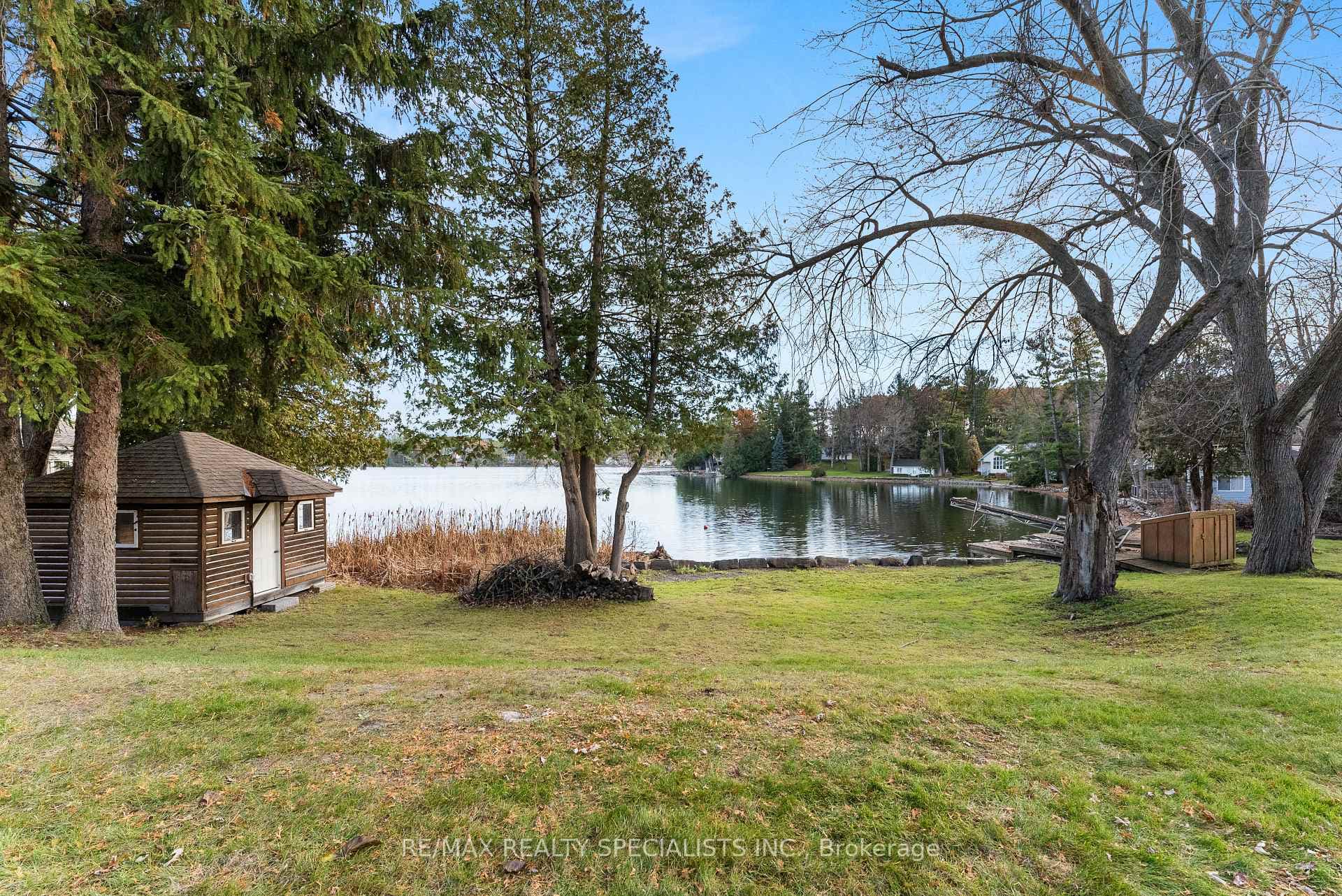 84 Cliff Way photo 41
