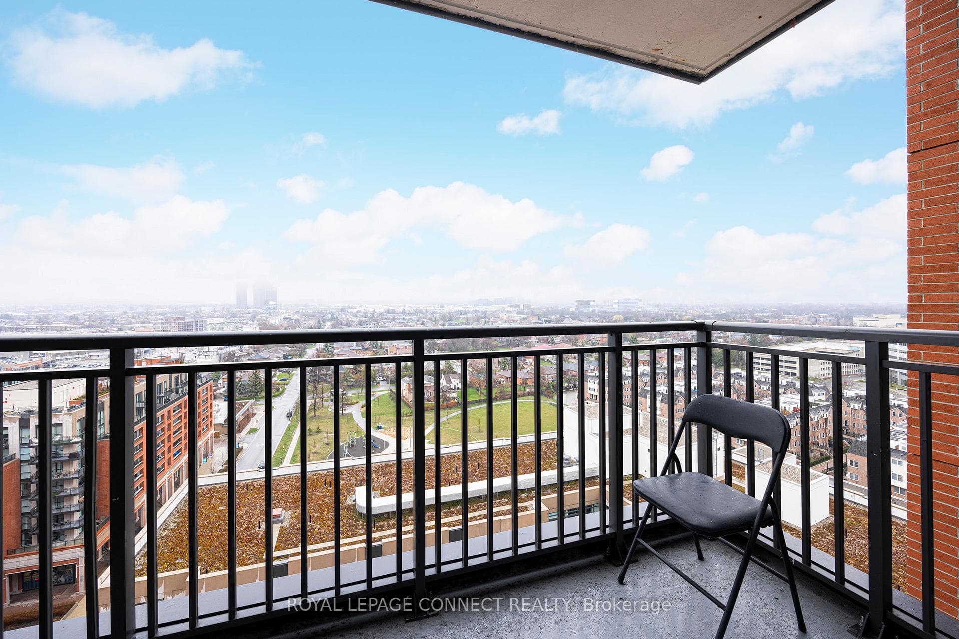 800 Lawrence Avenue Unit 1622 photo 17