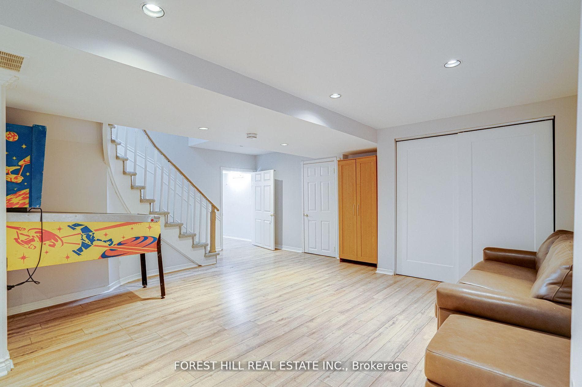 201 Mcmorran Crescent photo 32