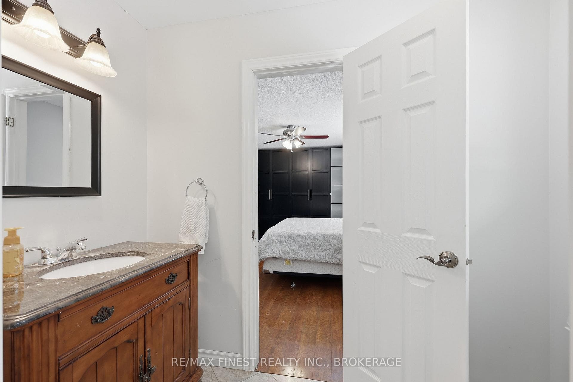 2518 Rideau Ferry Road photo 18