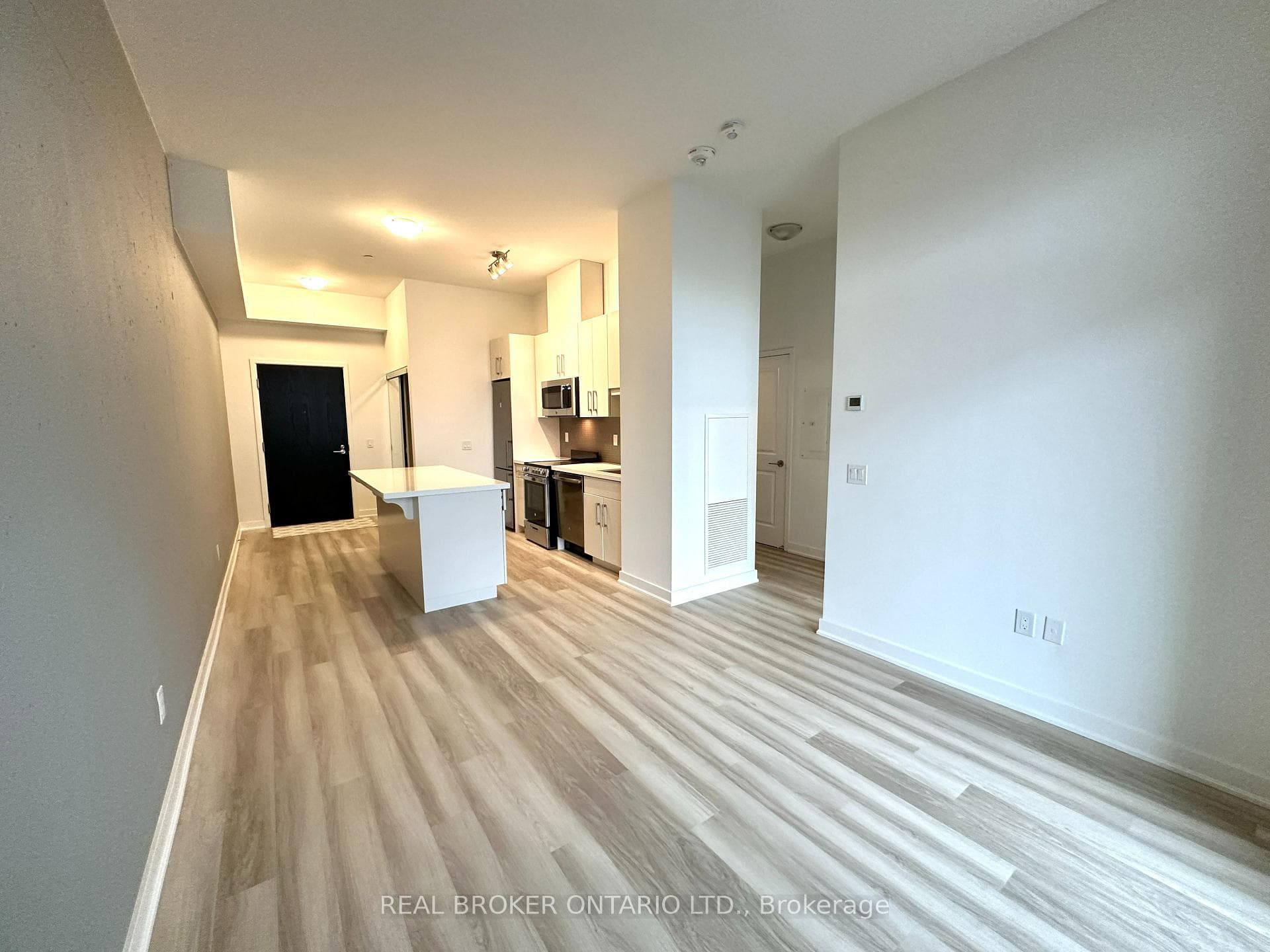 2007 James Street Unit 410 photo 6
