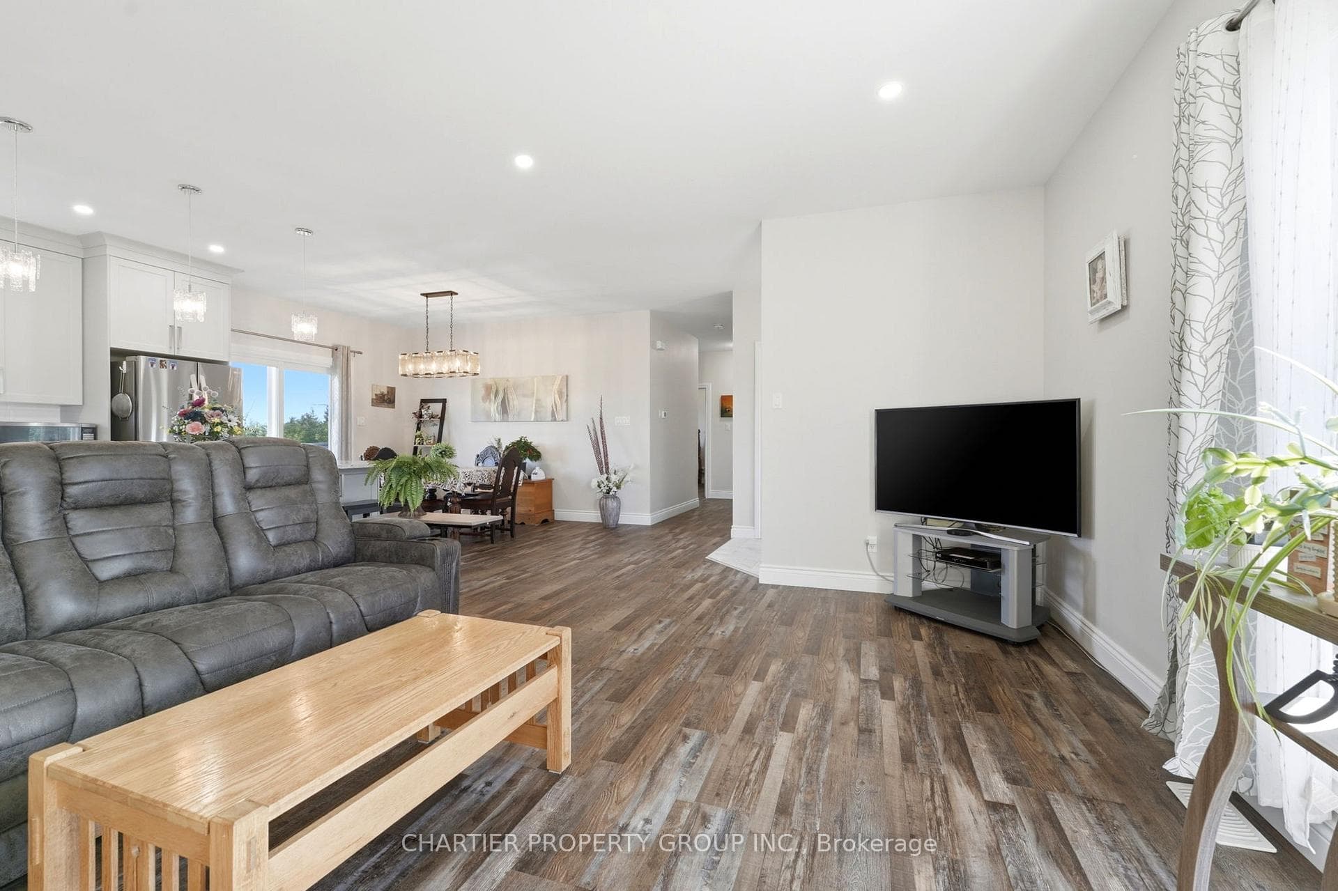 10664 Blaine Road photo 8
