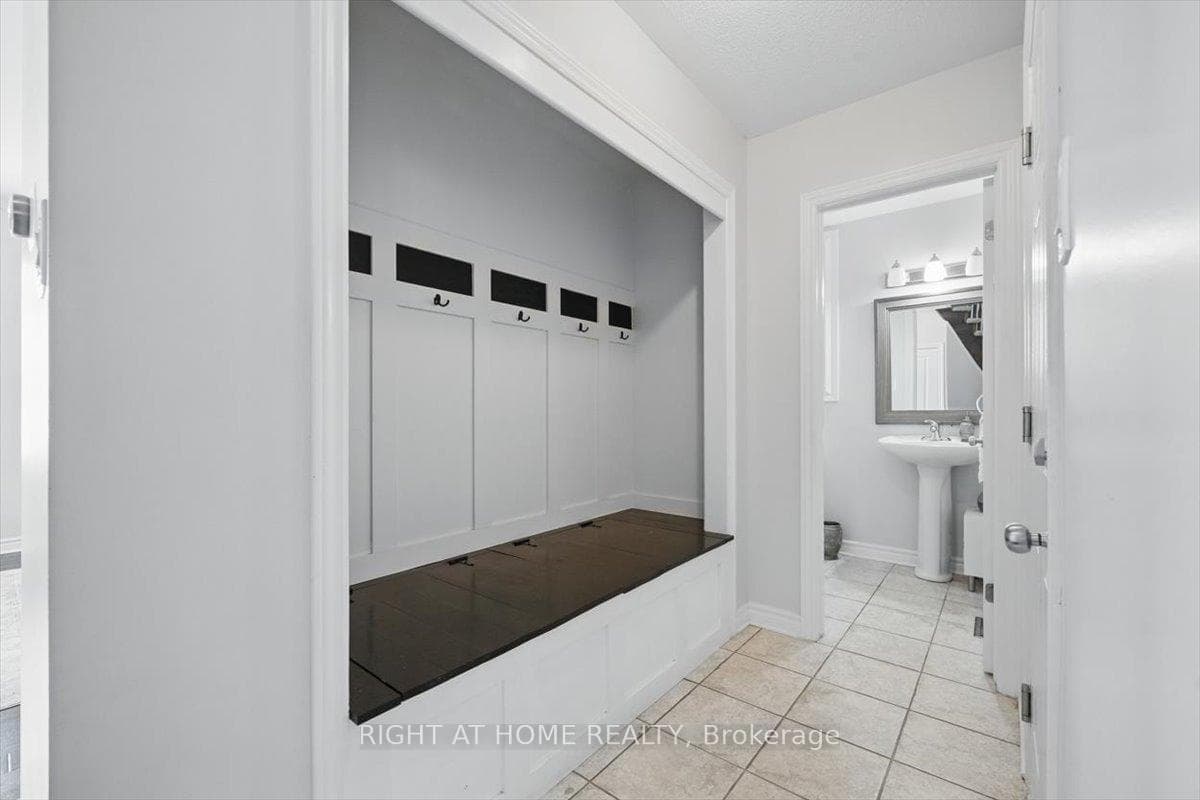 228 Wildcliff Way photo 19