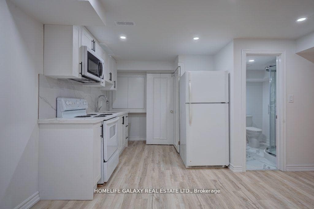 166 John Tabor Trail Unit Bsmnt photo 3