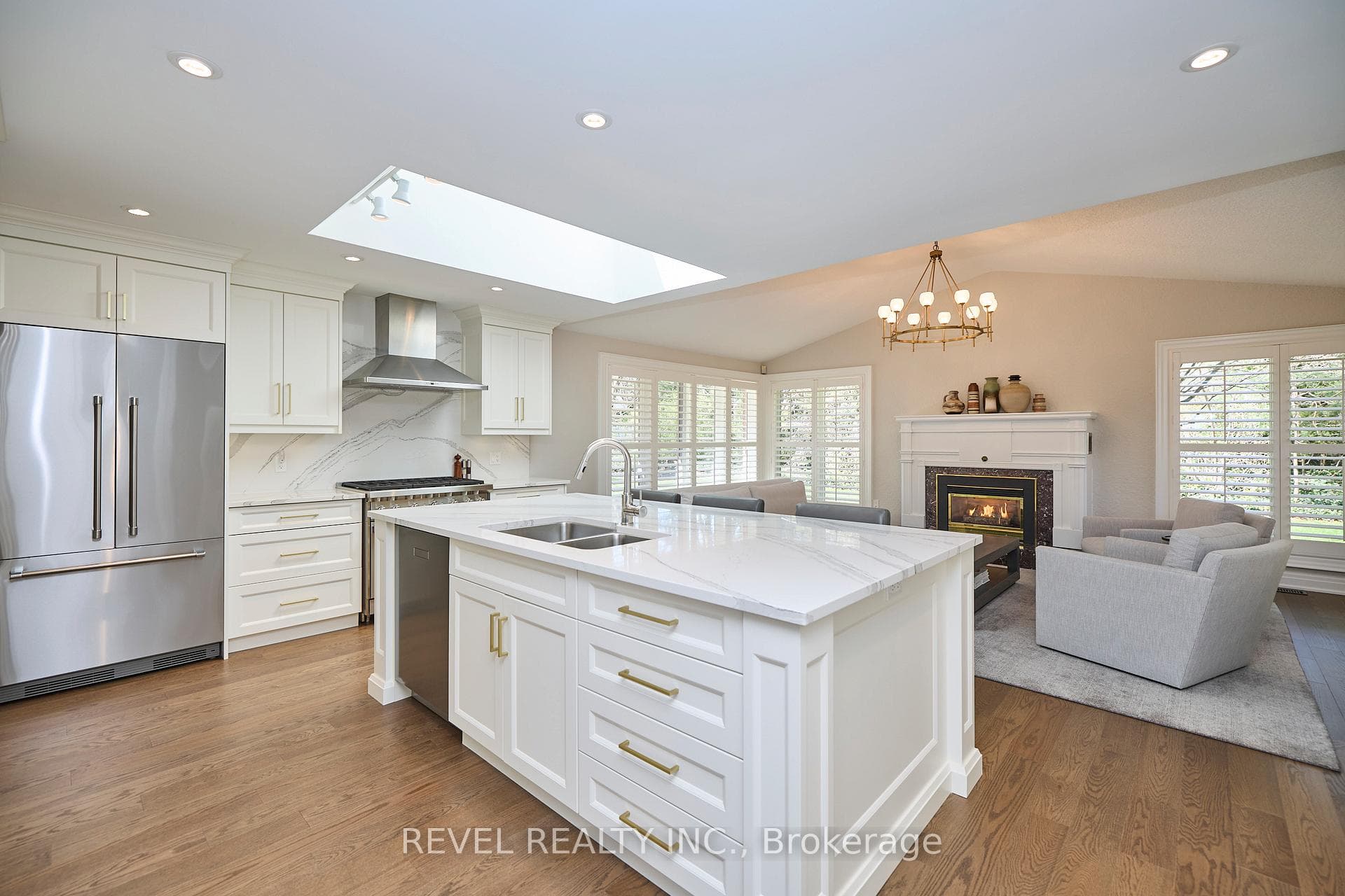 10 Pickwick Place photo 6