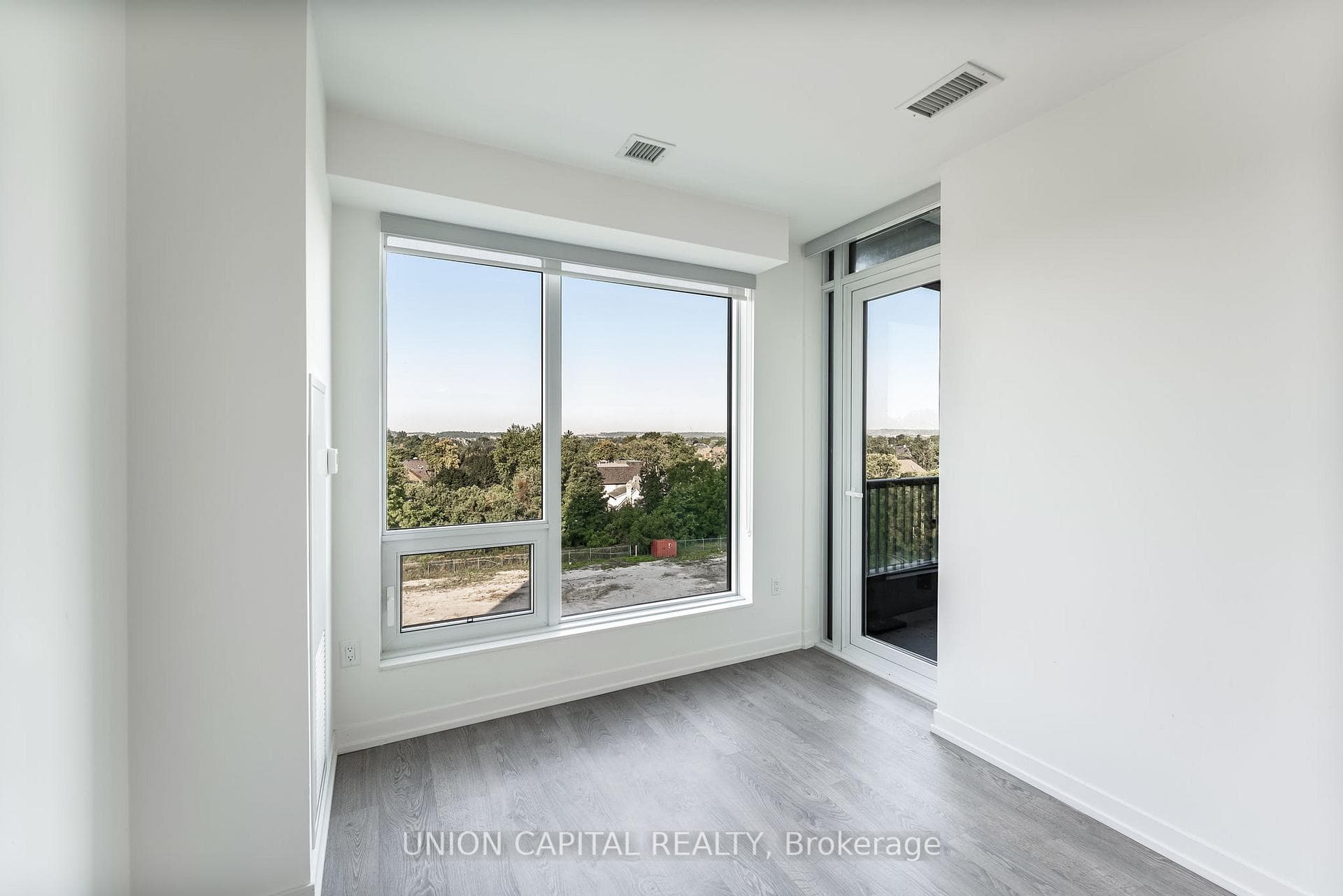 3 Rosewater Drive Unit 601W photo 16