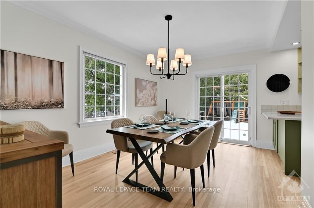 3 FREDERICK Place photo 5