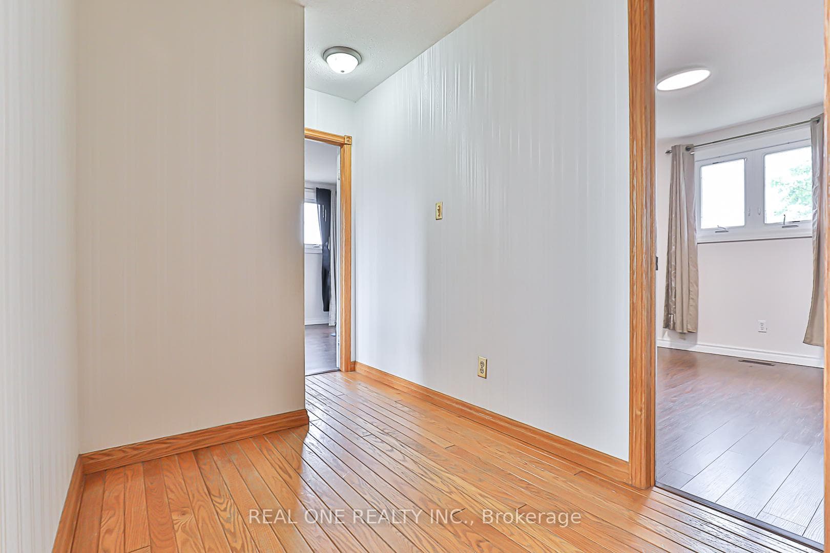 120 Lowe Boulevard photo 24