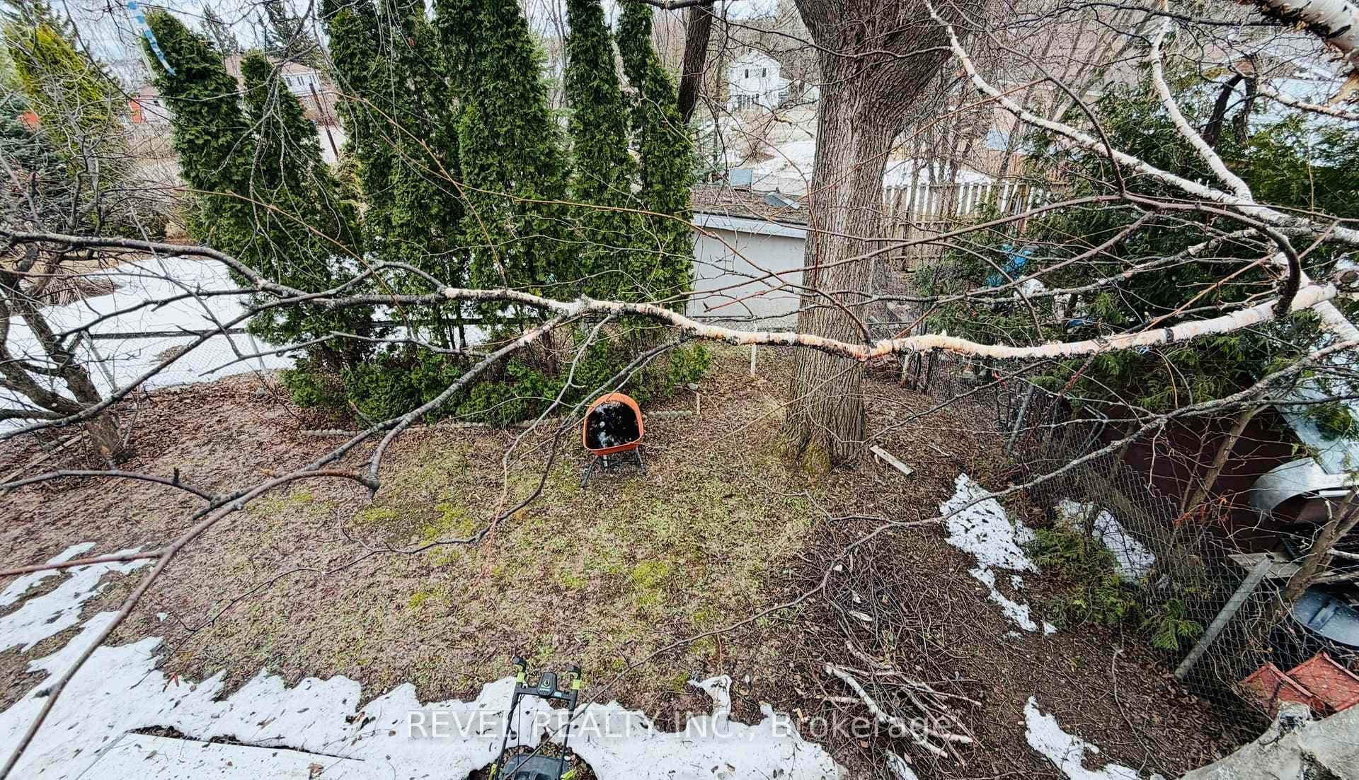 129 Leighton Street photo 23
