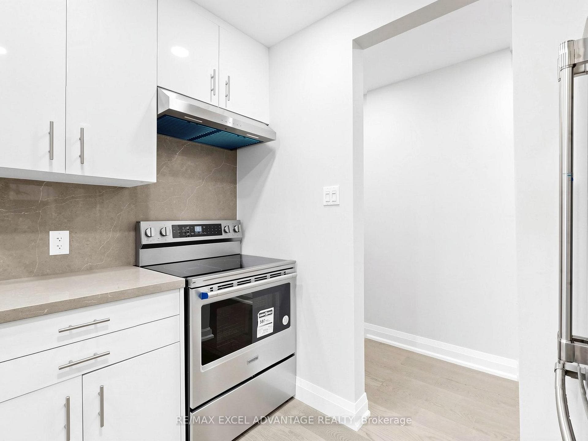 41 Elmdale Court Unit 6 photo 9