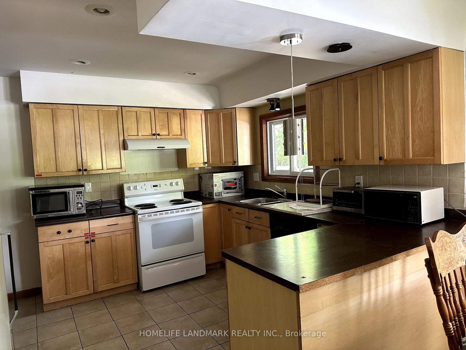 28 Larchwood Drive photo 9
