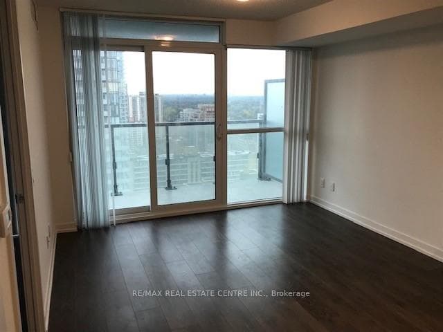 125 Redpath Ave Avenue Unit 2403 photo 6